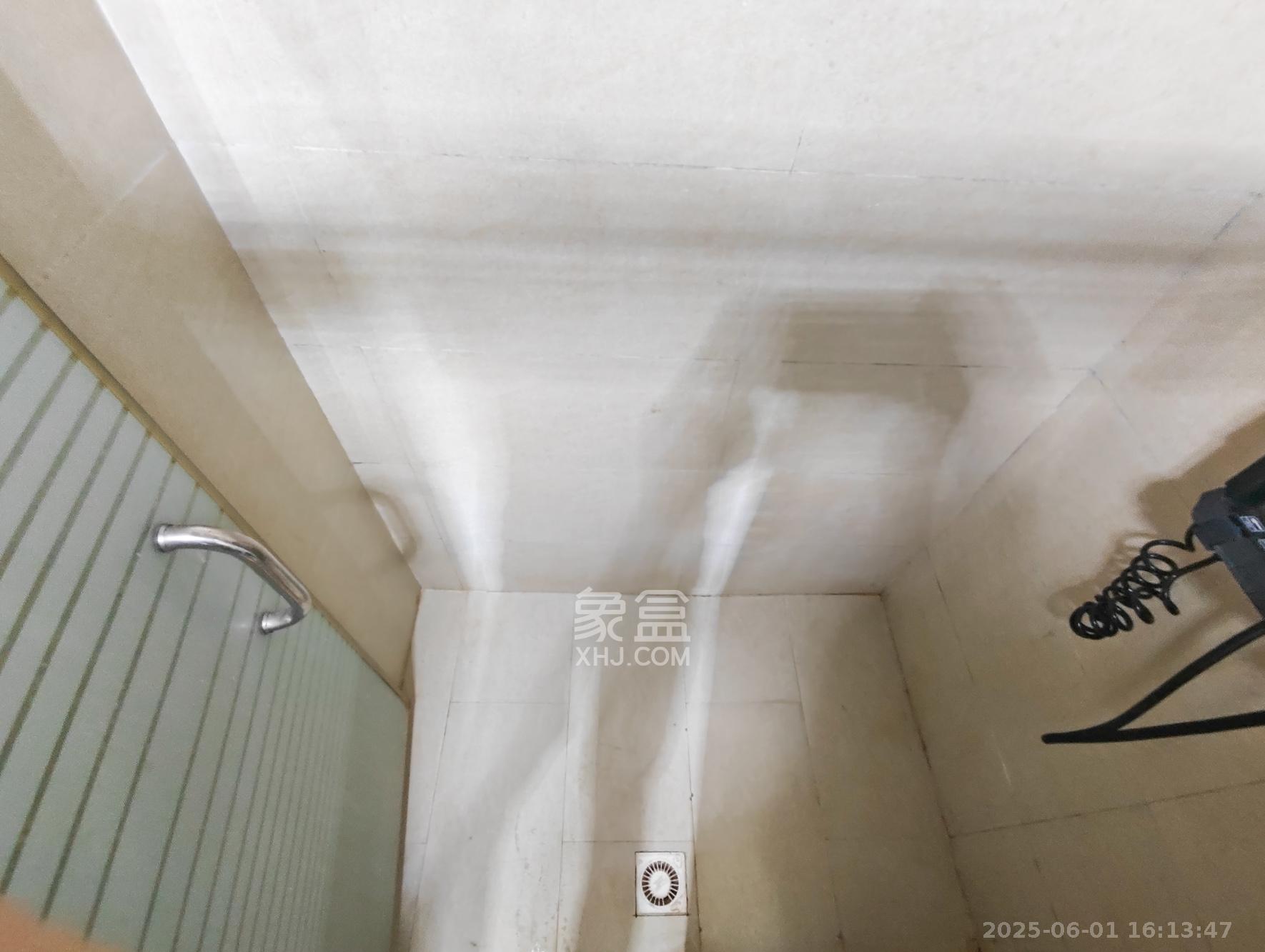 德庆水韵山城  1室1厅1卫    31.0万 德庆水韵山城  1室1厅1卫    31.0万卫生间