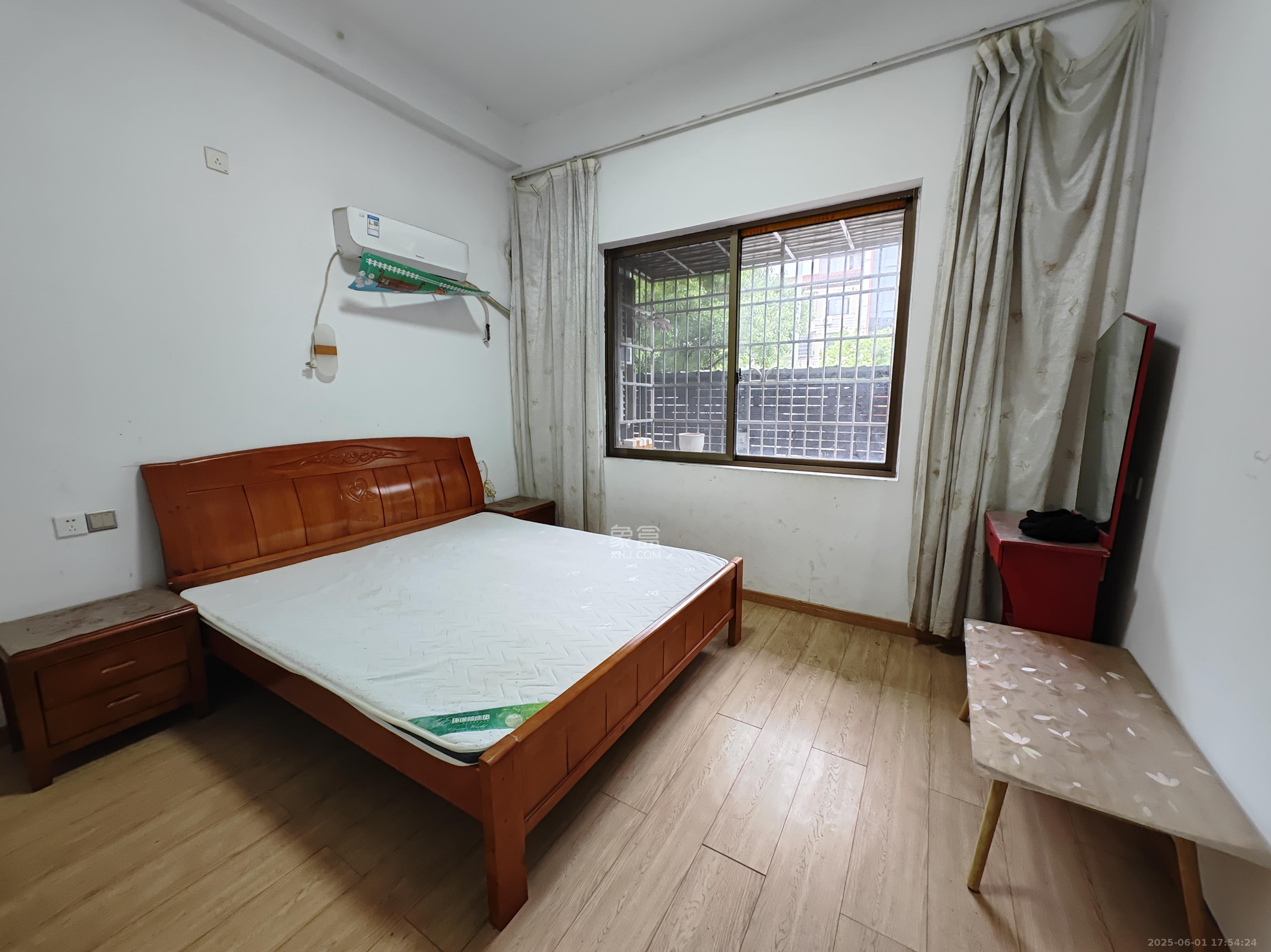 大鹏路散盘 2室1厅1卫 780.0元/月 大鹏路散盘 2室1厅1卫 780.0元/月室内图