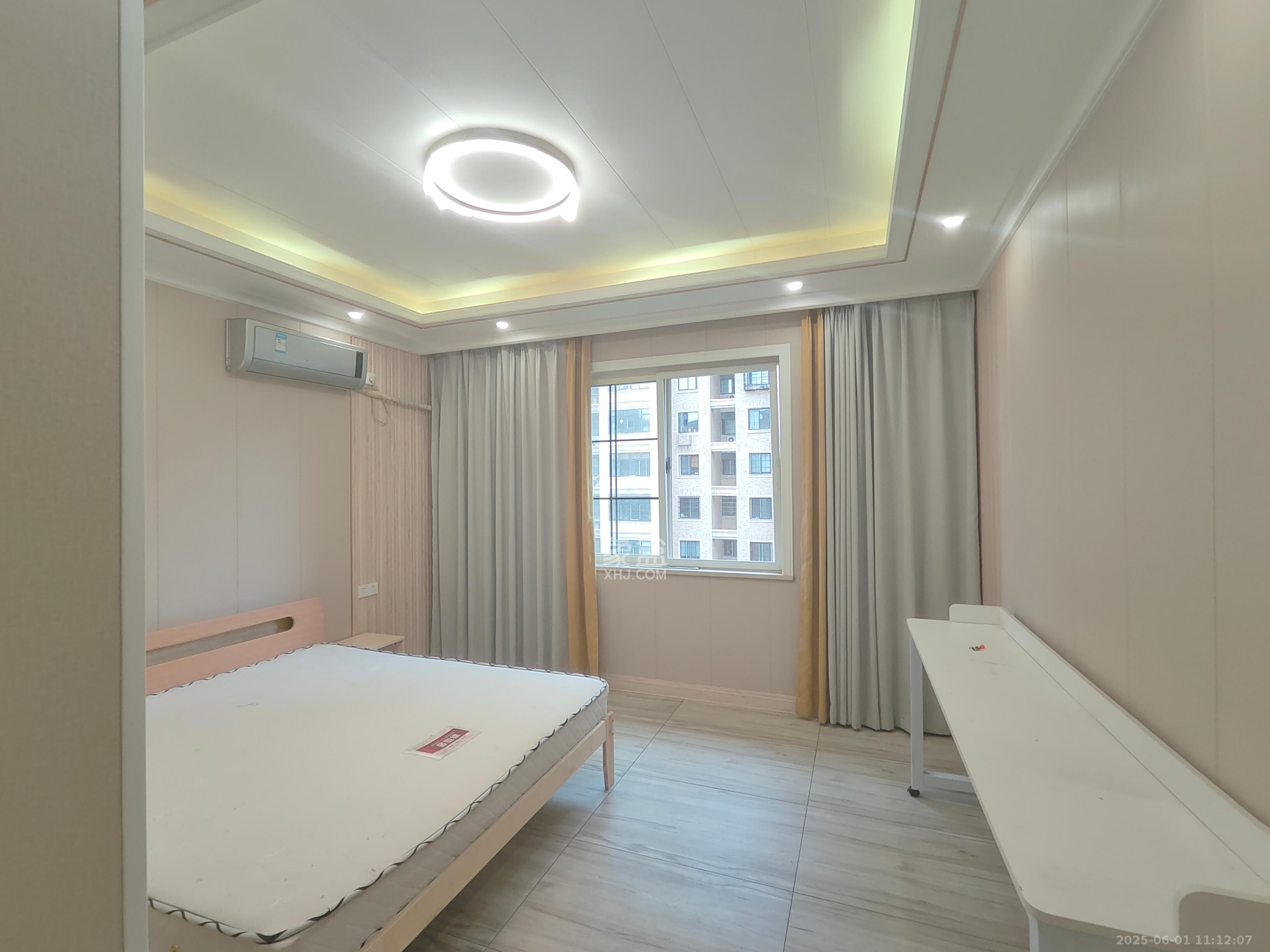 沁园春御院  3室2厅2卫   3100.00元/月室内图