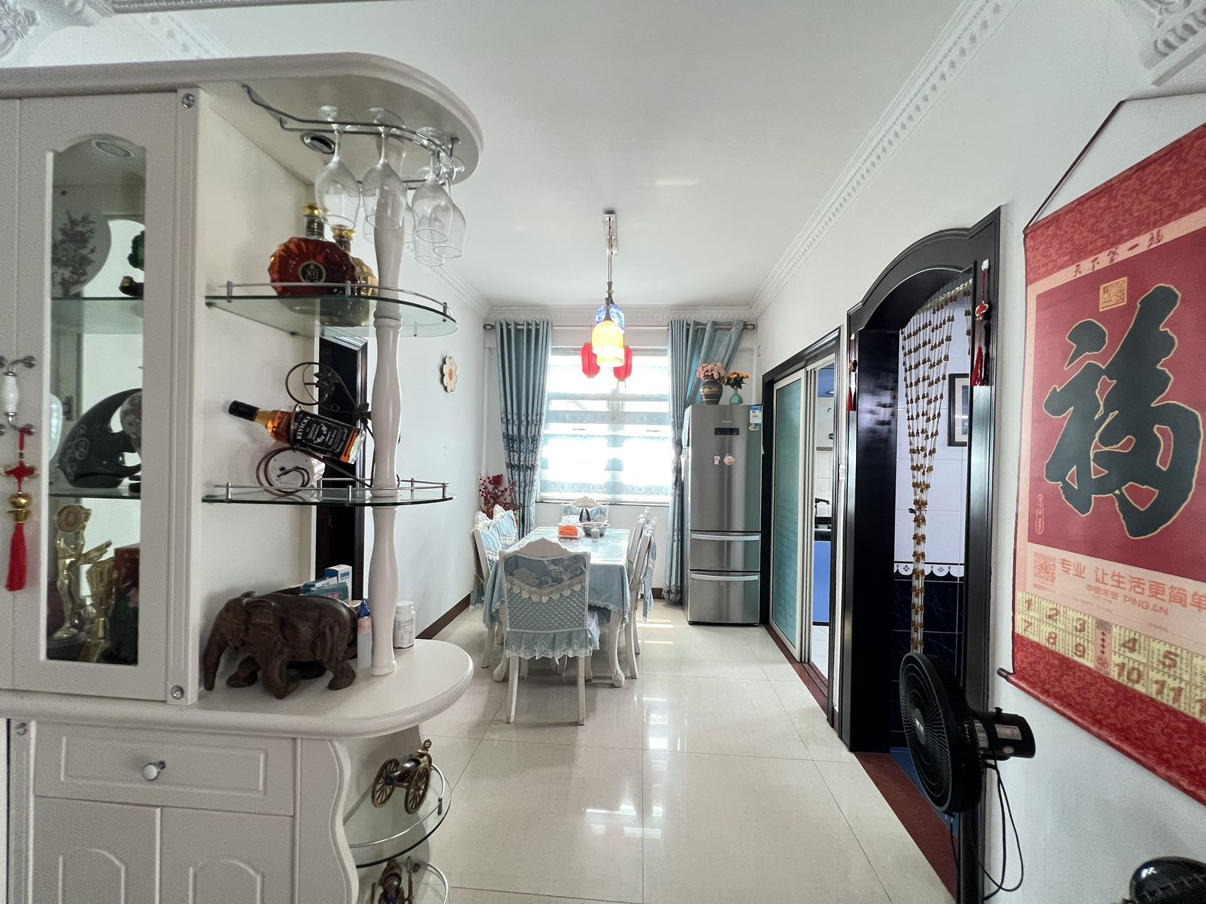 成信景苑 3室2厅2卫 127.0万 成信景苑 3室2厅2卫 127.0万室内图