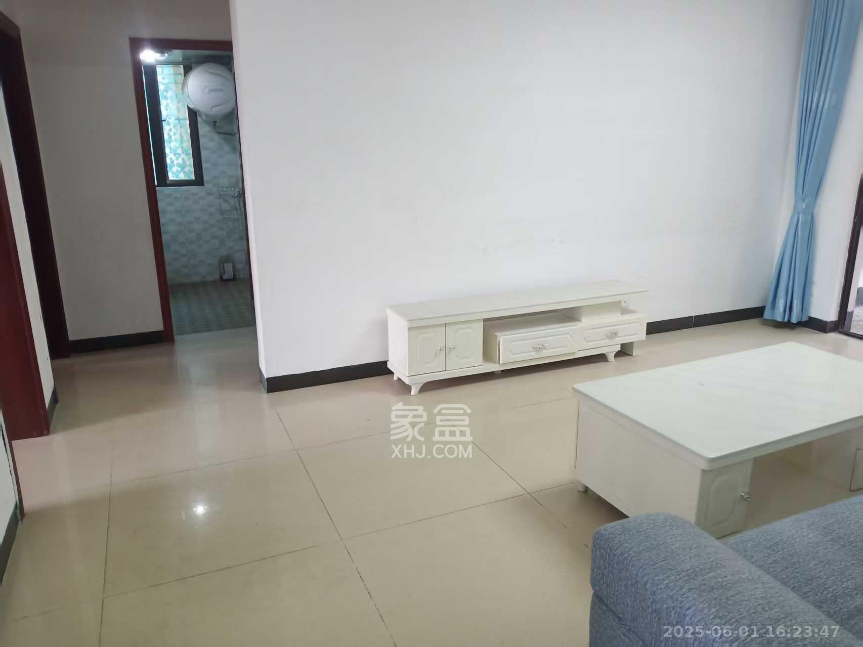 保利麓谷林语D区  3室2厅1卫    1600.0元/月 保利麓谷林语D区  3室2厅1卫    1600.0元/月室内图