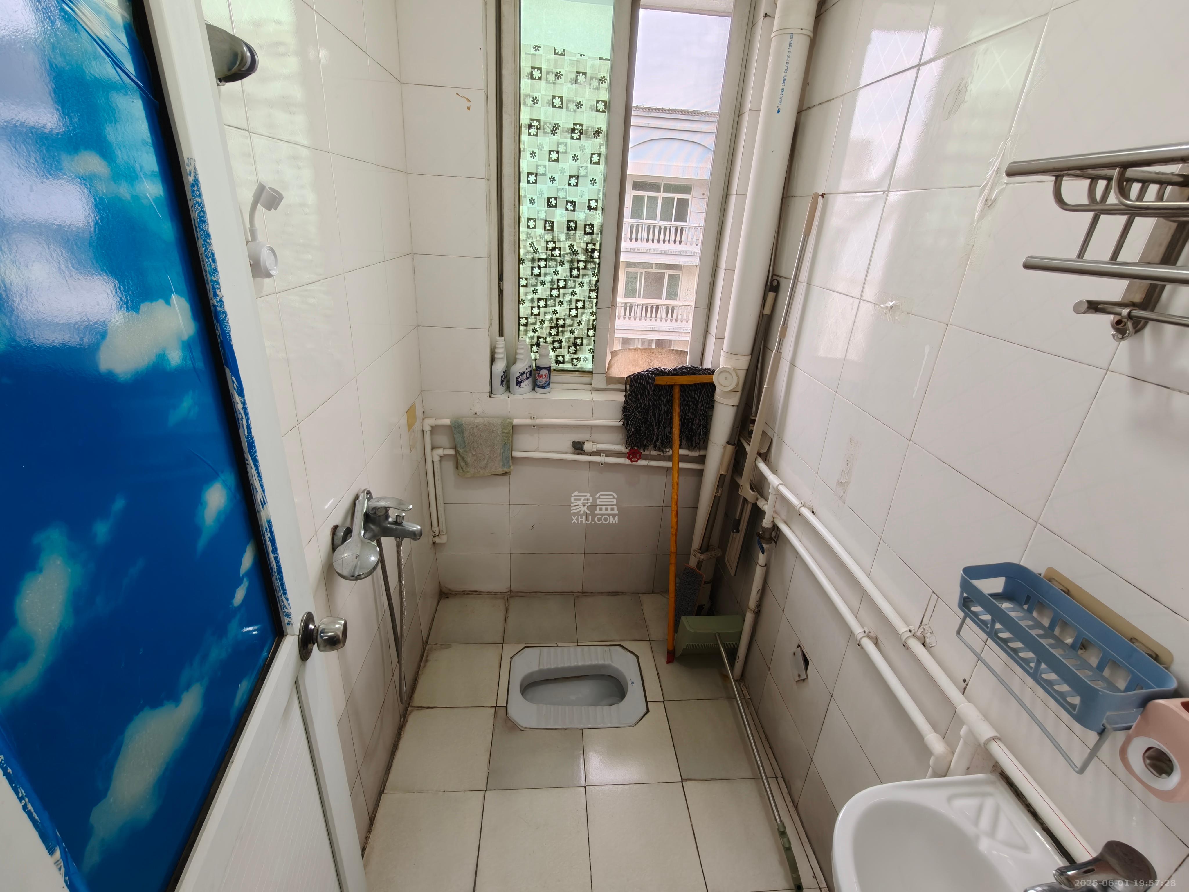 江南公寓 1室1厅1卫 1000.0元/月 江南公寓 1室1厅1卫 1000.0元/月室内图