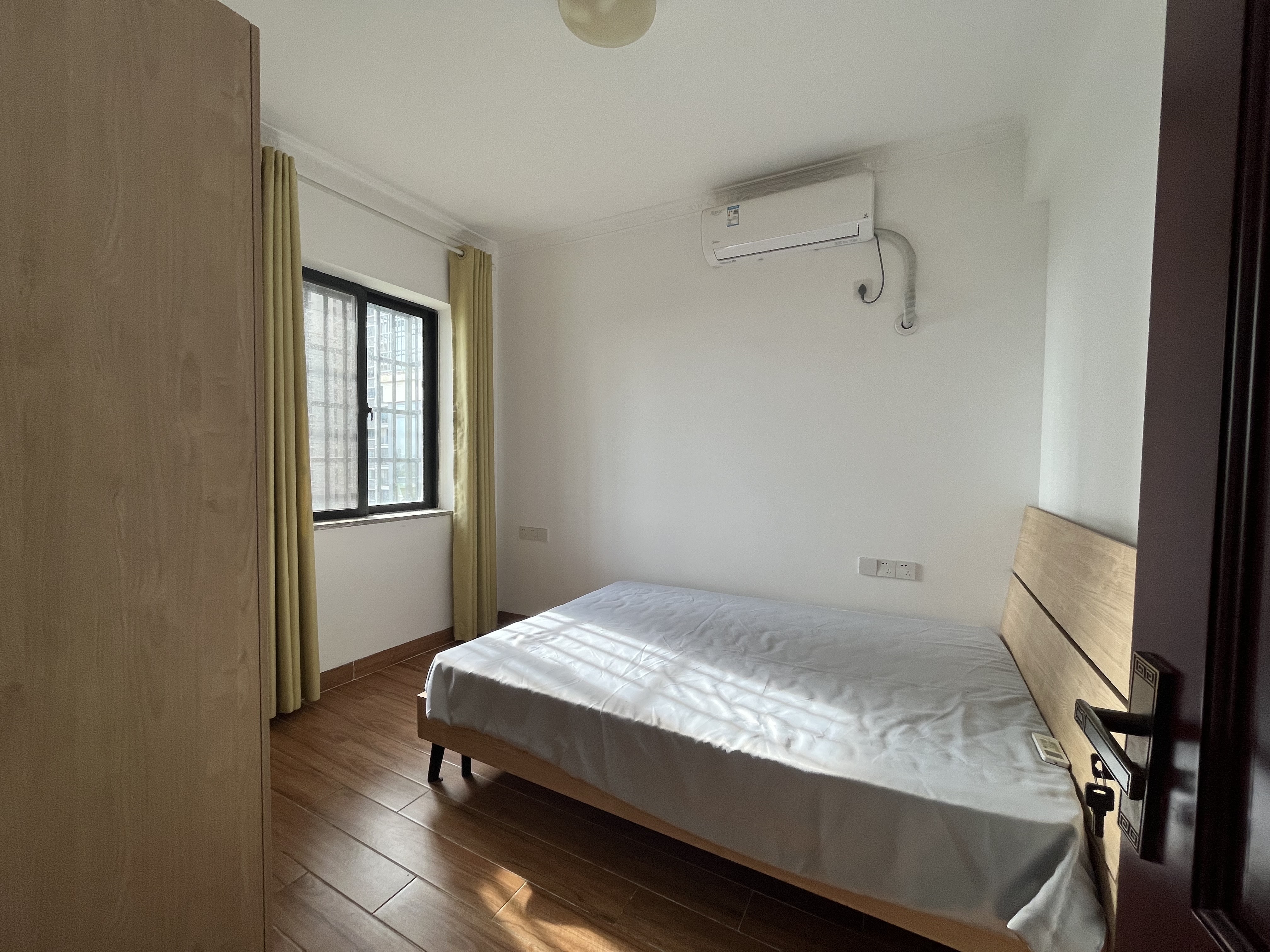 五源河公寓D区 3室2厅2卫 2500.0元/月 五源河公寓D区 3室2厅2卫 2500.0元/月户型图