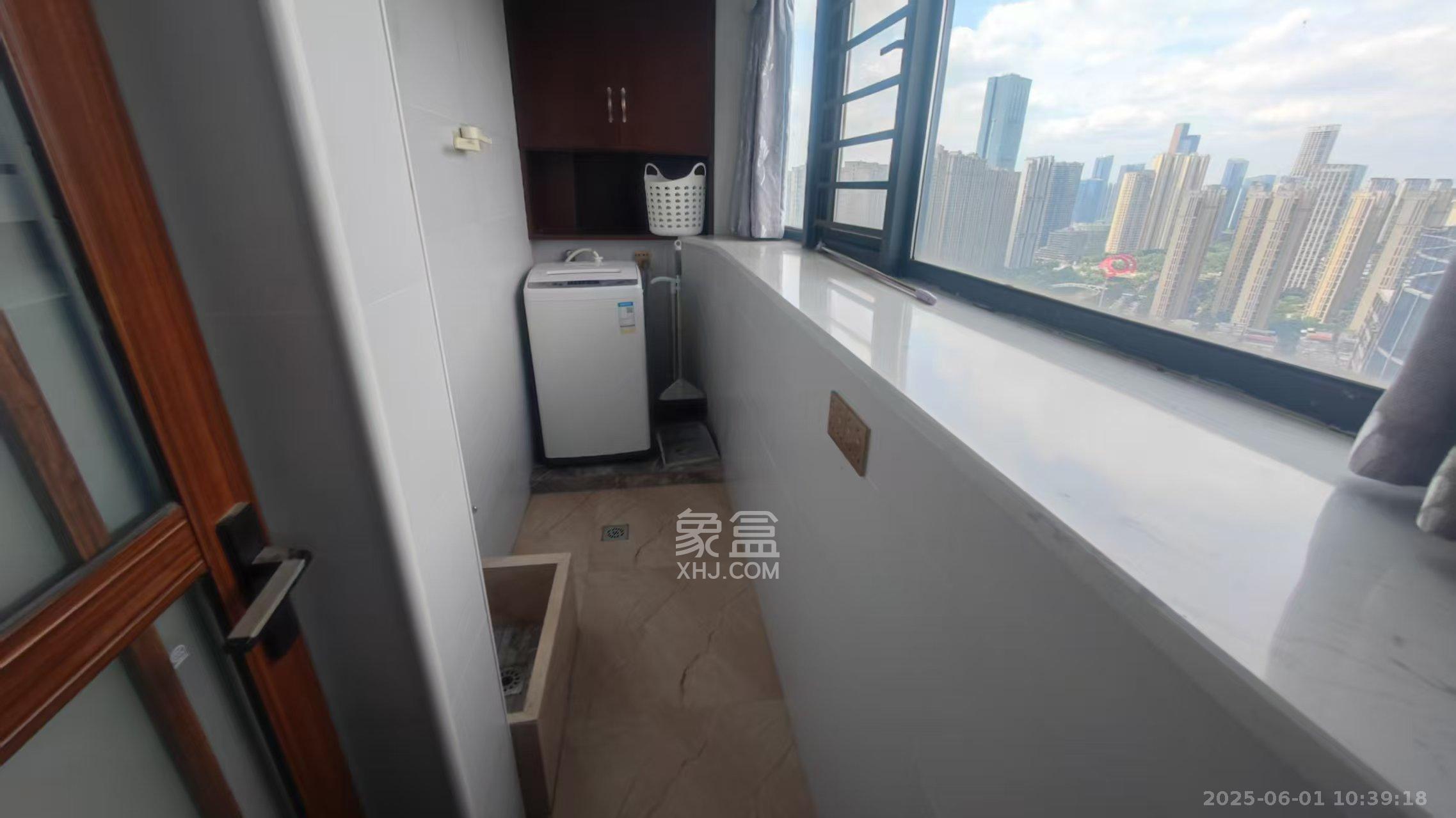 达美美立方  2室1厅1卫    2700.0元/月室内图