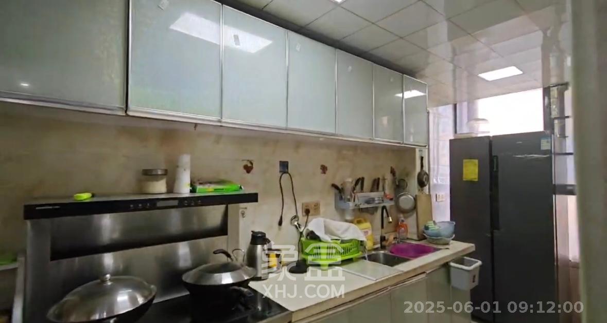 怡海星城 3室2厅1卫 2000.0元/月 怡海星城 3室2厅1卫 2000.0元/月室内图