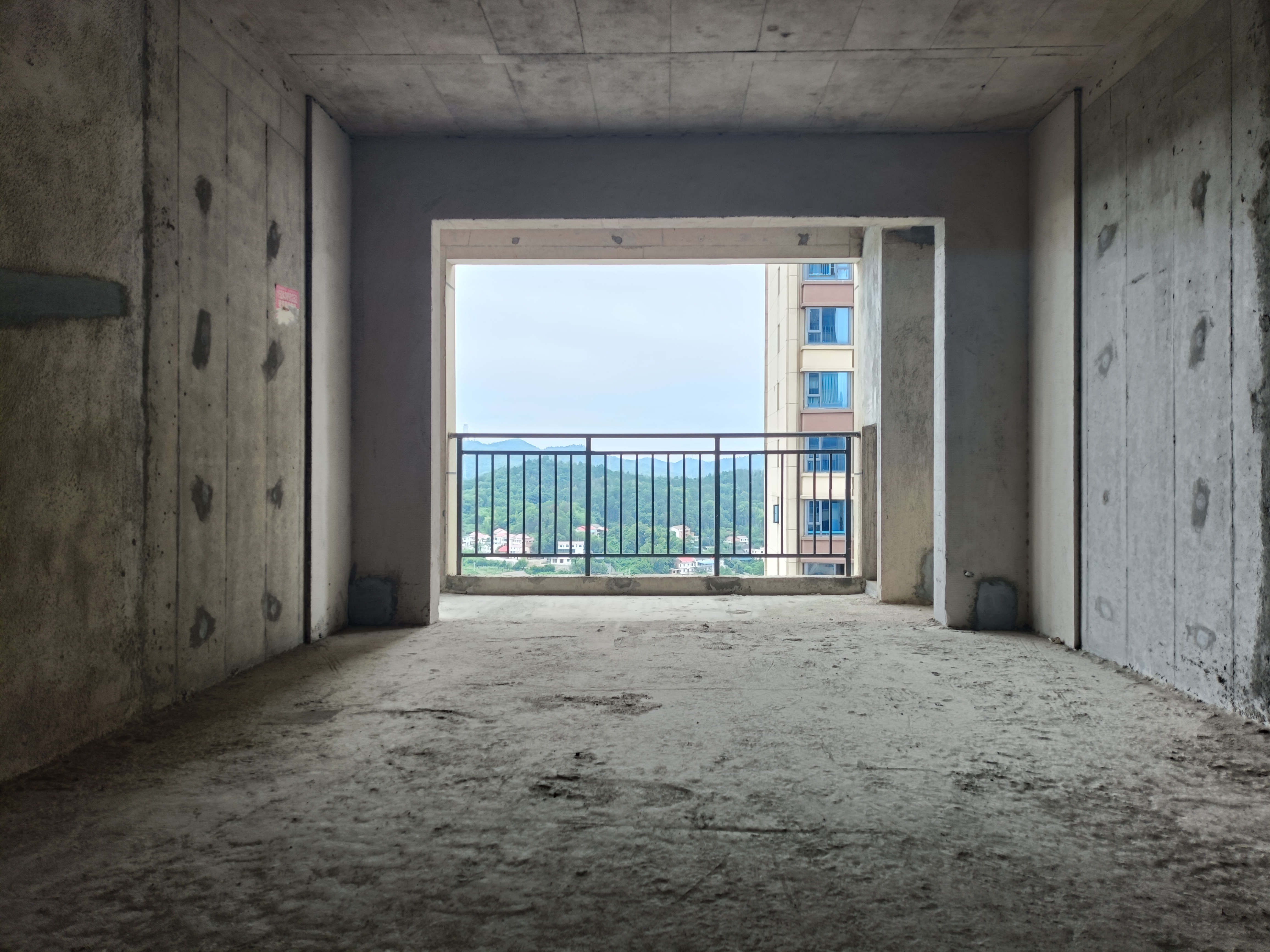 中甸.上河郡 3室2厅2卫 49.98万 中甸.上河郡 3室2厅2卫 49.98万客厅