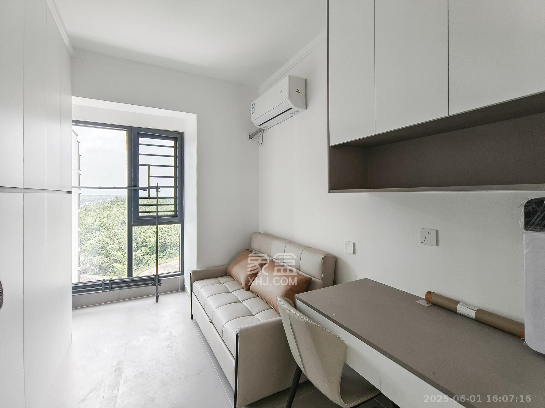 爱情天骄府 3室2厅2卫 160.0万 爱情天骄府 3室2厅2卫 160.0万卧室