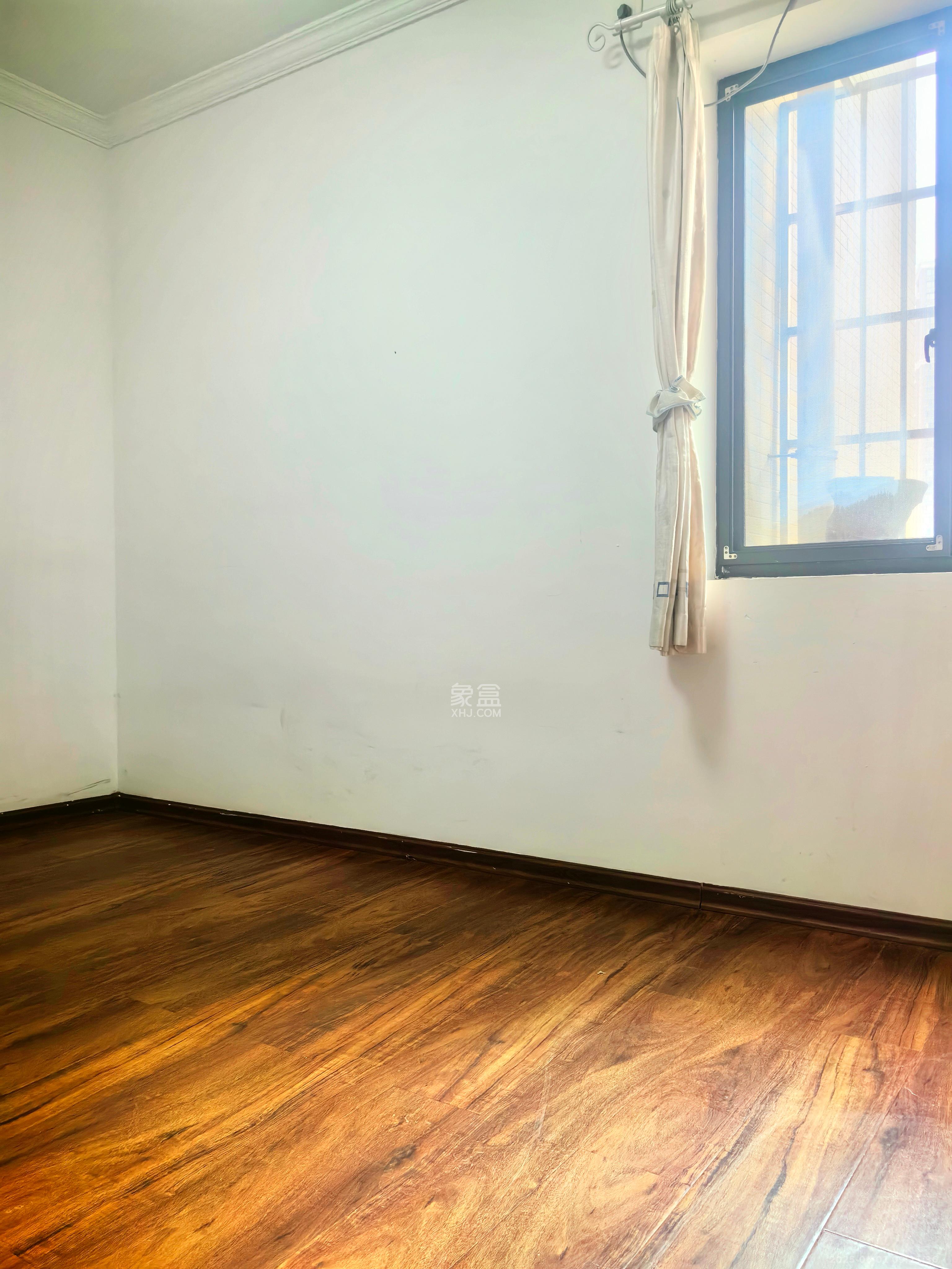 优山美地 3室2厅2卫 2600.0元/月 优山美地 3室2厅2卫 2600.0元/月室内图