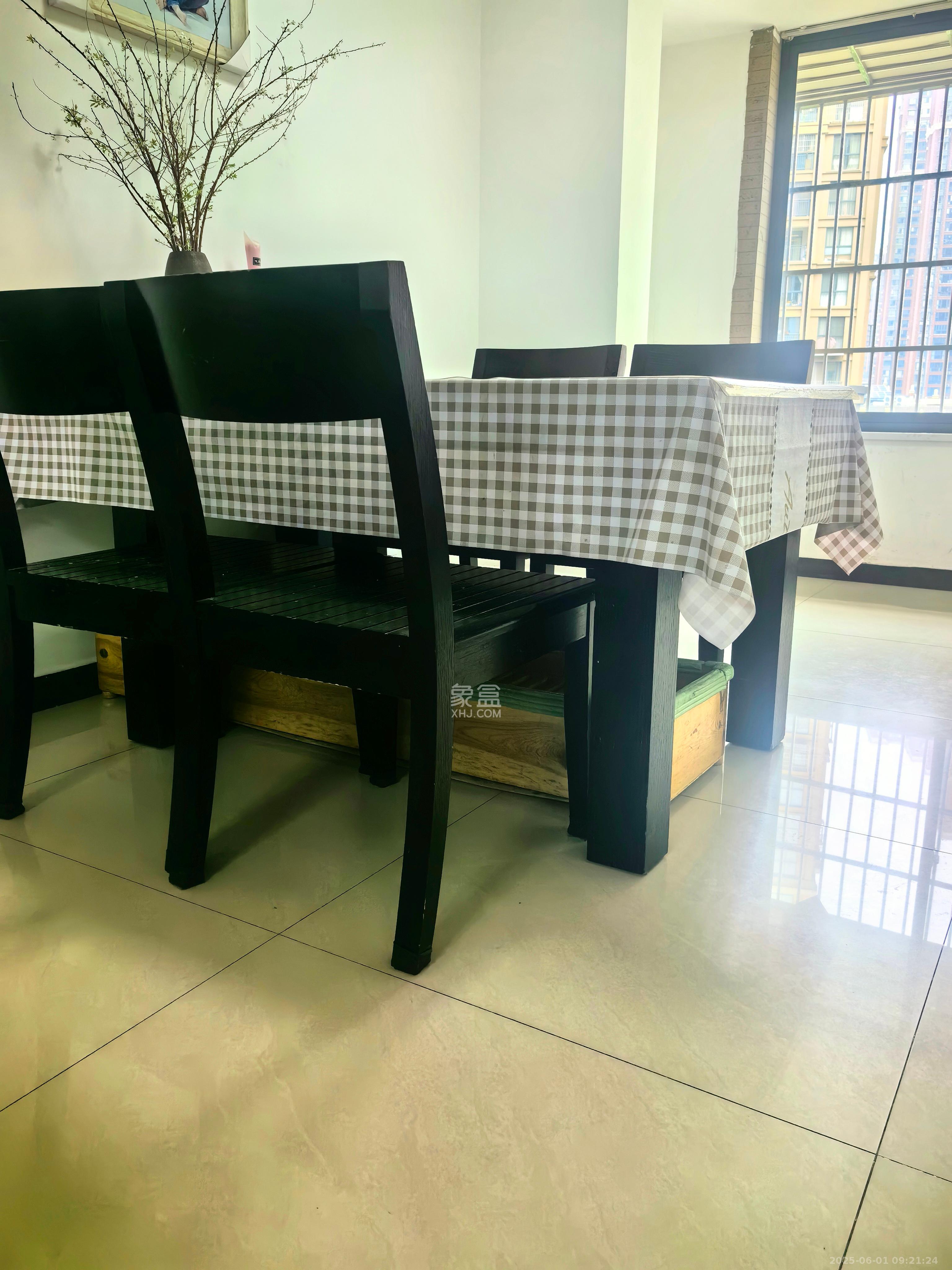 优山美地 3室2厅2卫 2600.0元/月 优山美地 3室2厅2卫 2600.0元/月室内图