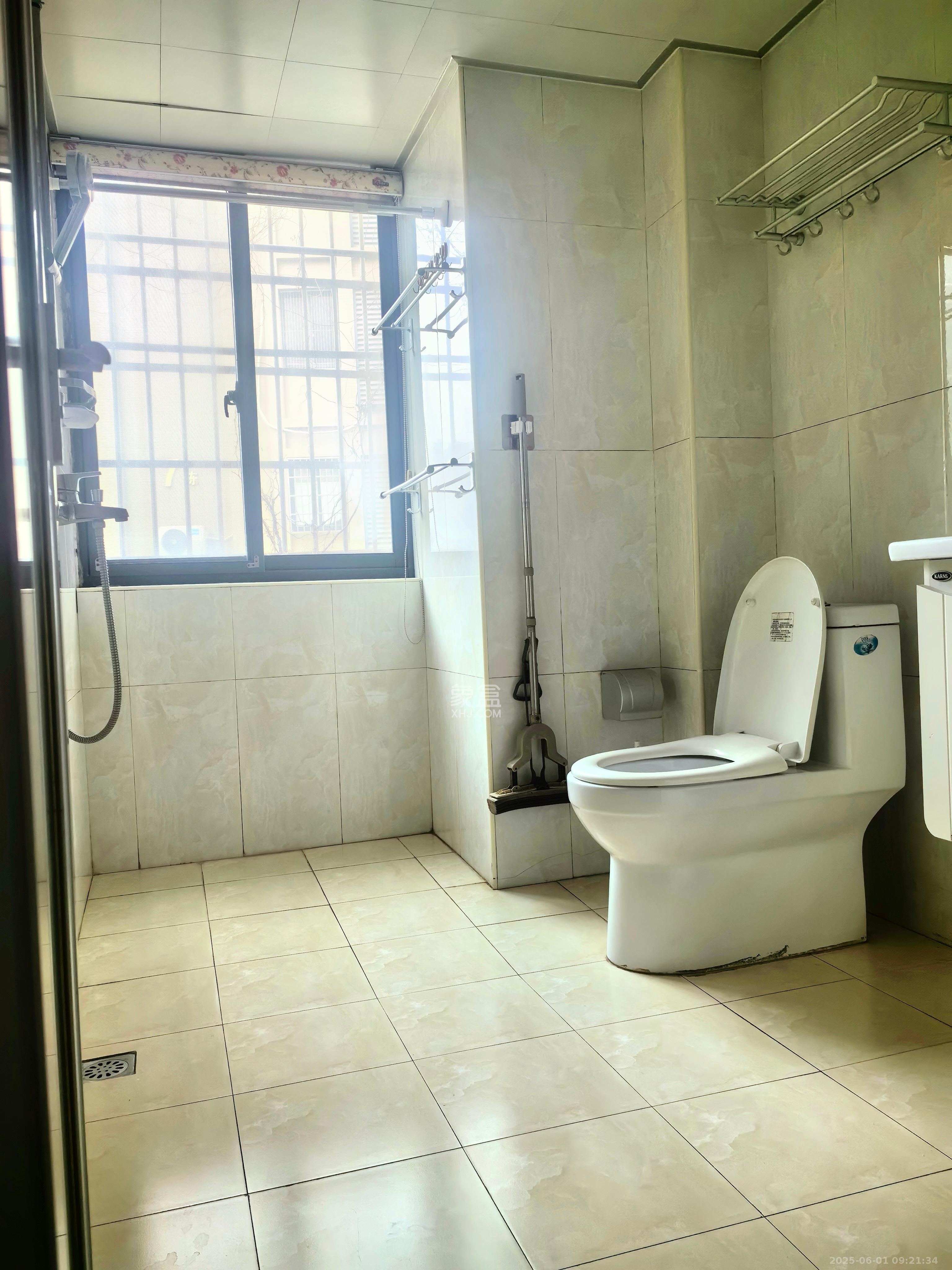 优山美地 3室2厅2卫 2600.0元/月 优山美地 3室2厅2卫 2600.0元/月室内图