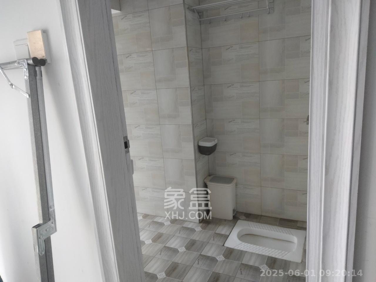 中建芙蓉嘉苑 1室1厅1卫 1200.0元/月 中建芙蓉嘉苑 1室1厅1卫 1200.0元/月室内图