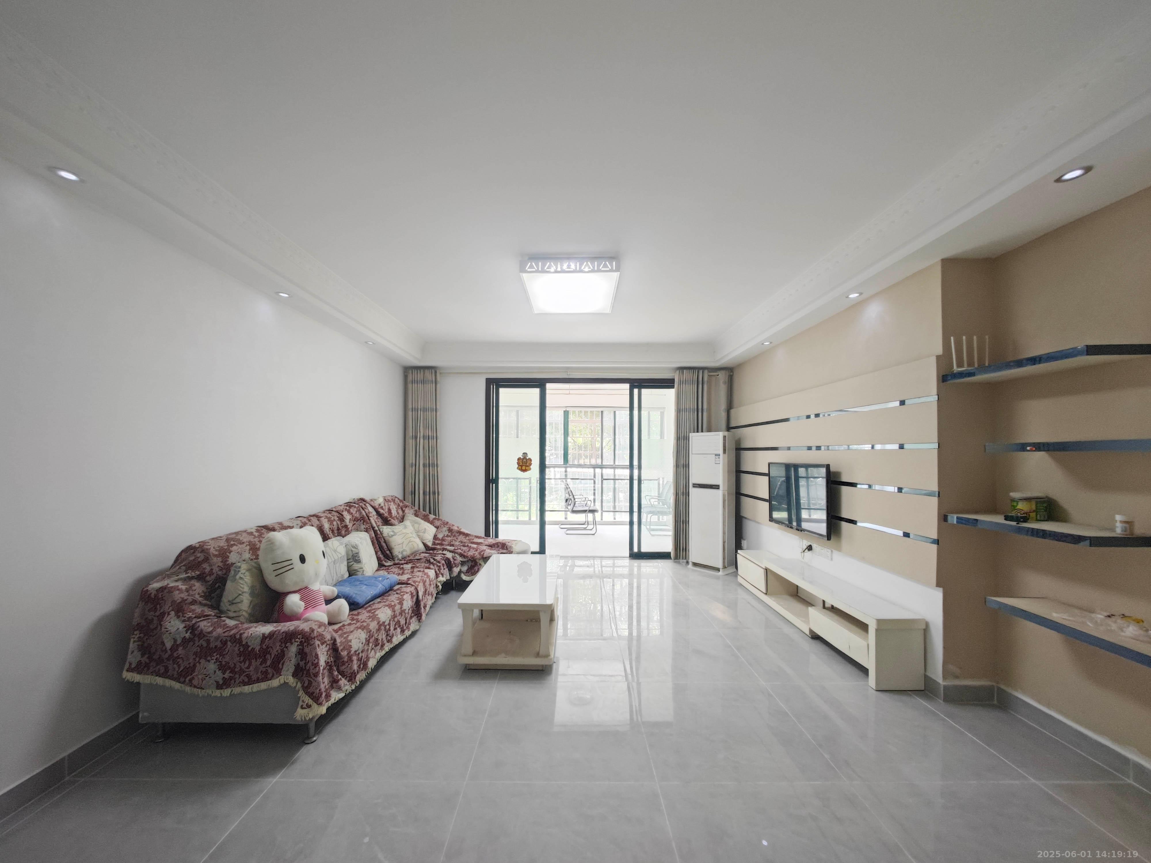 华盛世纪新城  3室2厅2卫    95.0万 华盛世纪新城  3室2厅2卫    95.0万