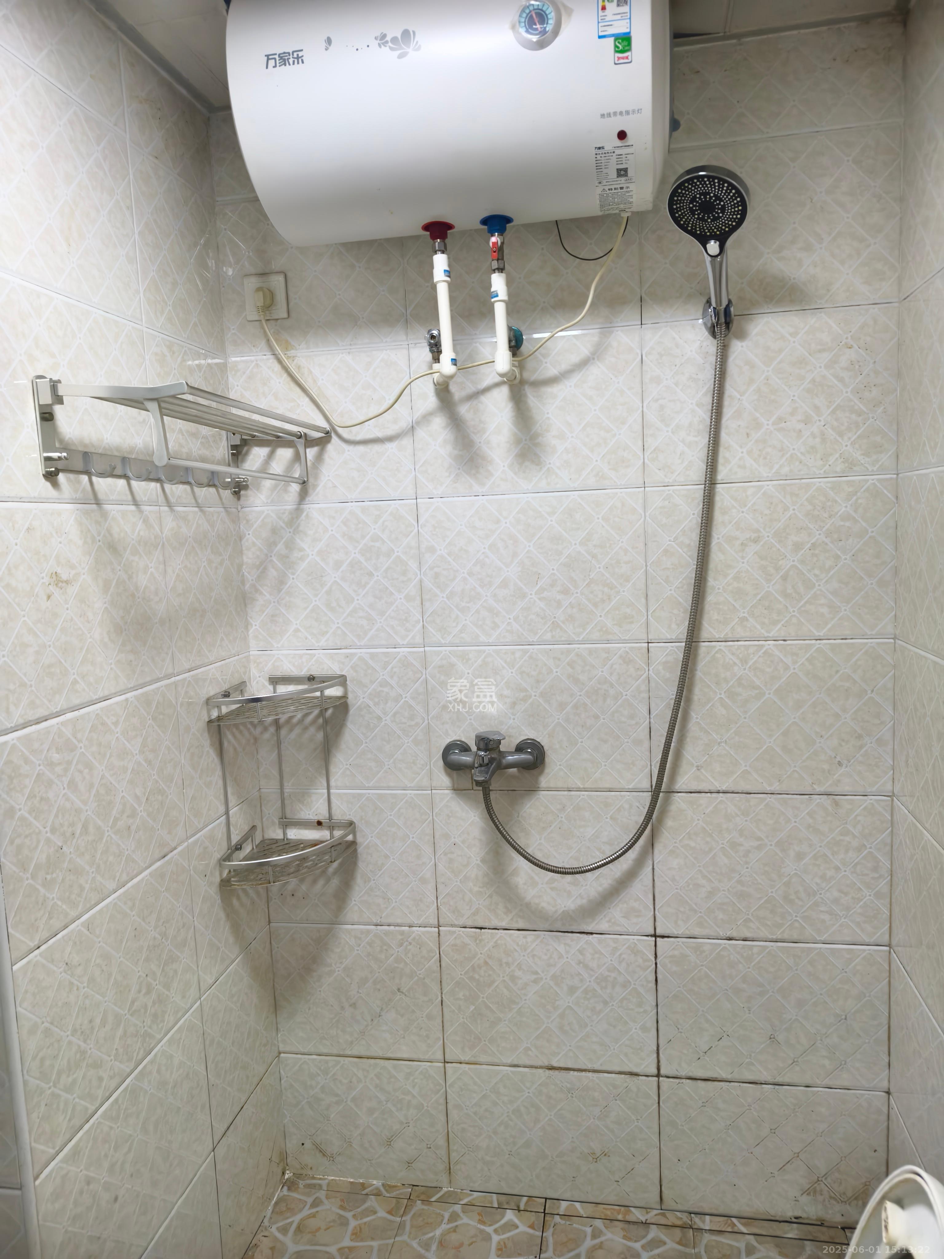 万科魅力之城  1室1厅1卫   1300.00元/月室内图