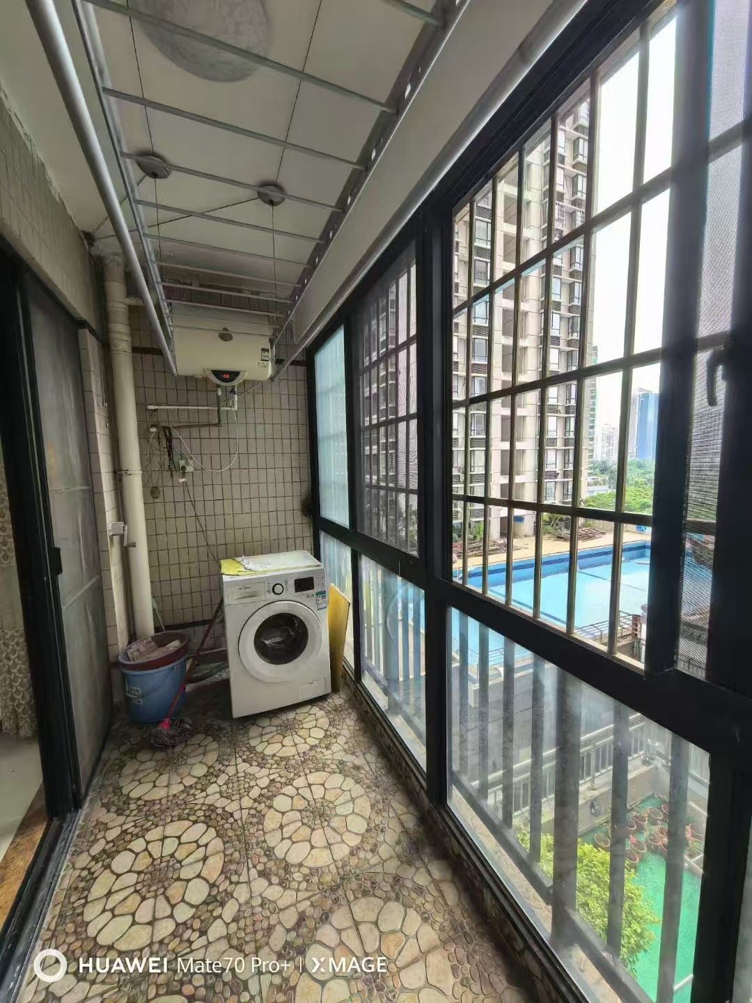 洛杉矶城 1室2厅1卫 122.0万 洛杉矶城 1室2厅1卫 122.0万室内图