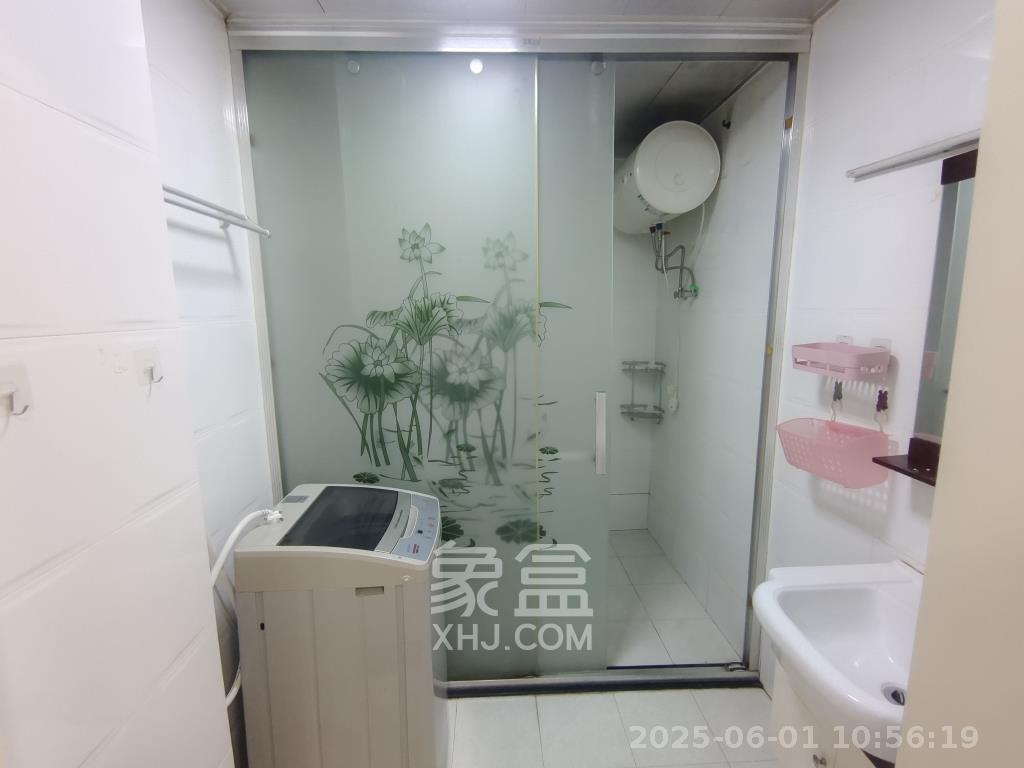 阳光100三期  1室1厅1卫   1900.00元/月室内图
