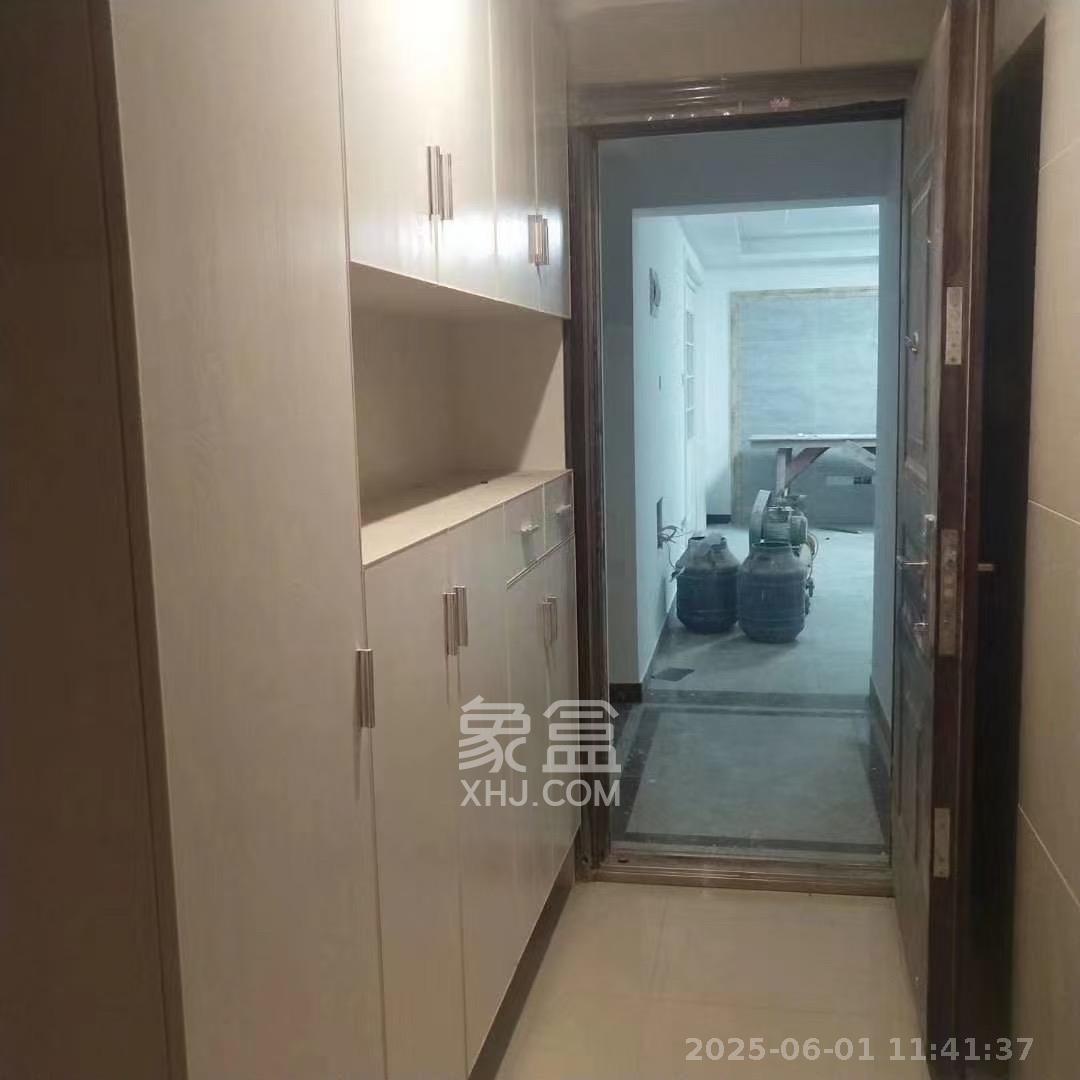 合能洋湖公馆  3室2厅1卫   2800.00元/月室内图