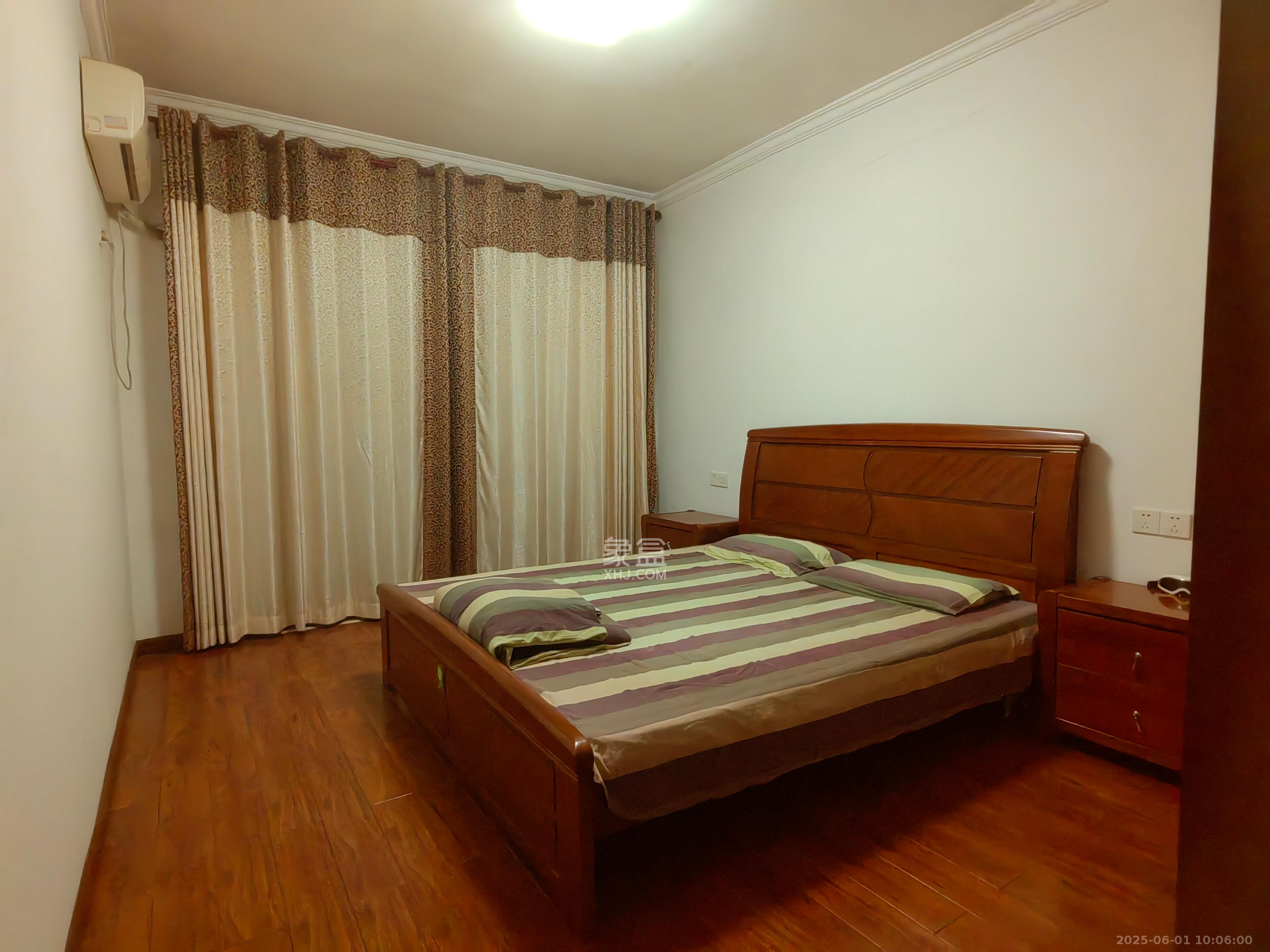 东玺门 4室2厅2卫 3800.0元/月 东玺门 4室2厅2卫 3800.0元/月室内图