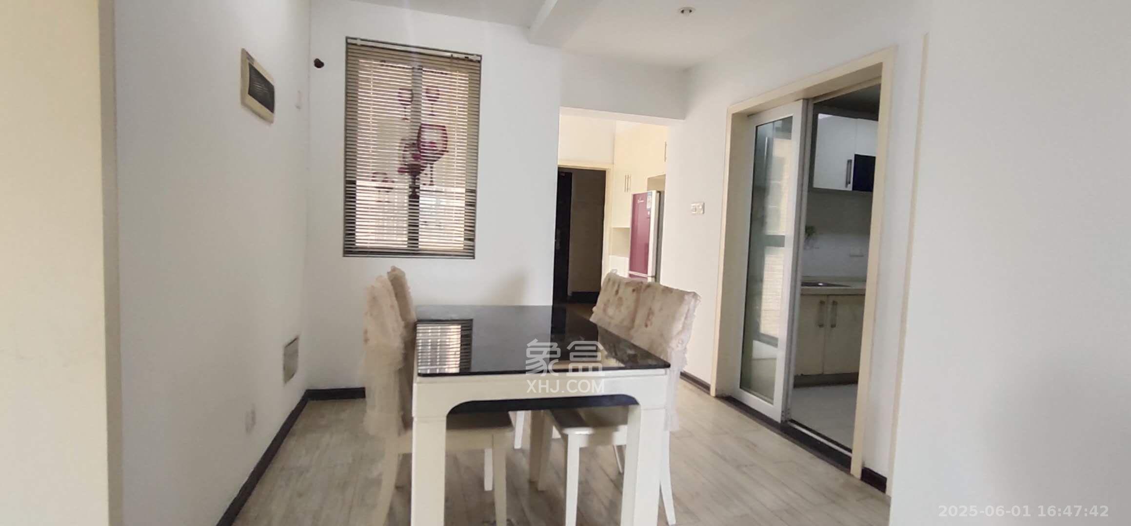 建鑫二期 3室2厅1卫 1600.0元/月 建鑫二期 3室2厅1卫 1600.0元/月室内图