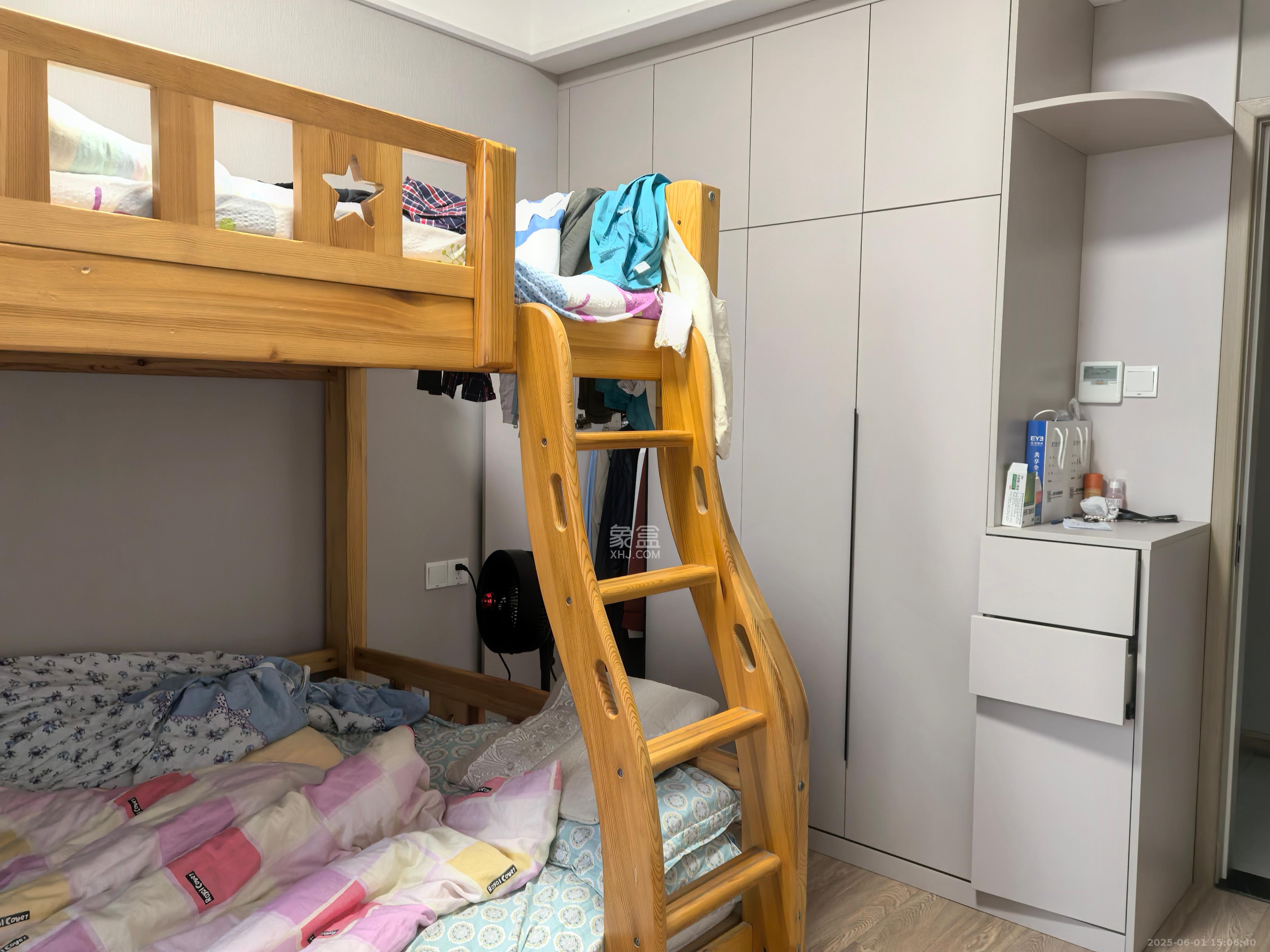 运达锦绣广场  4室2厅2卫   4500.00元/月室内图
