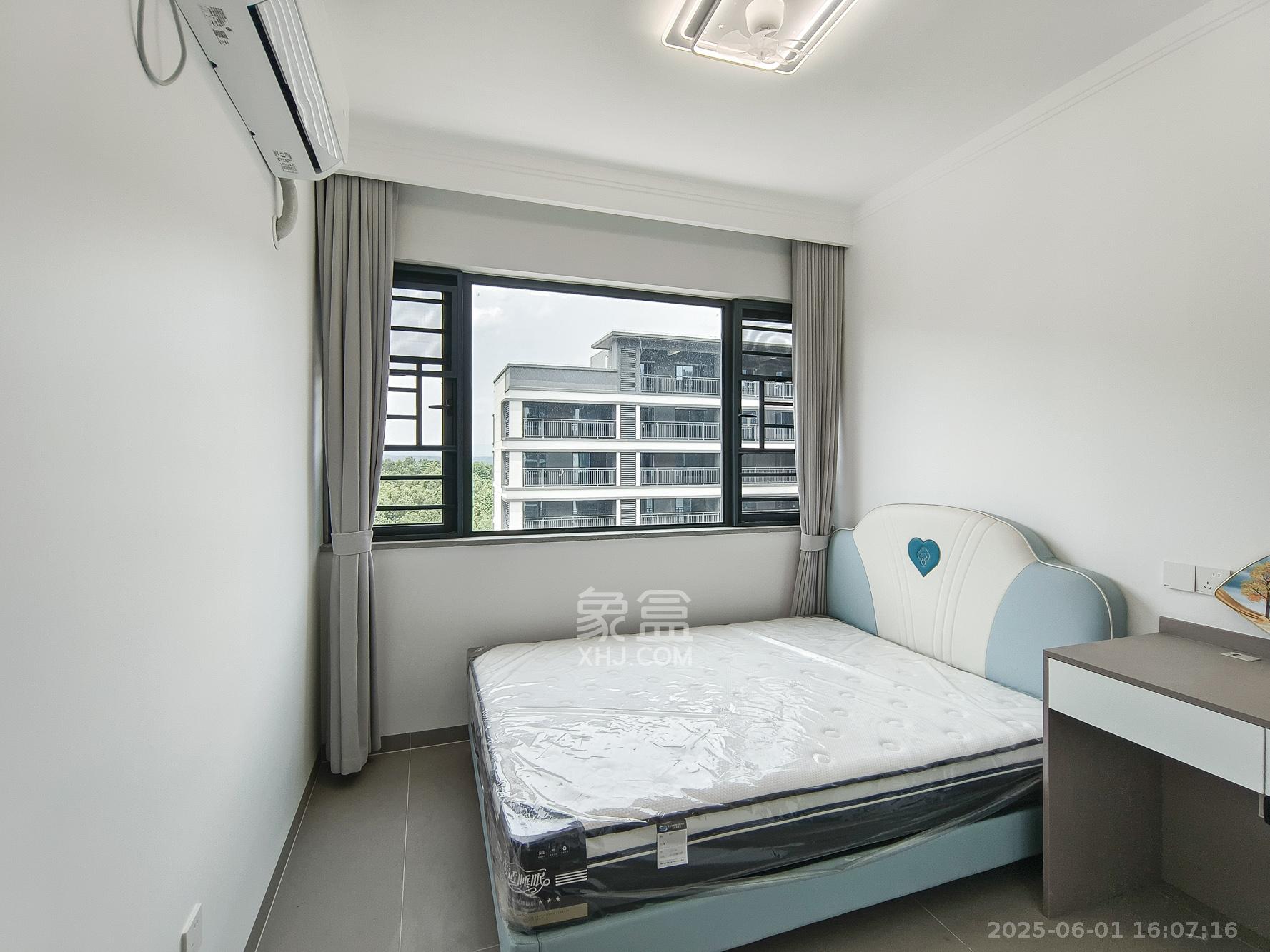 爱情天骄府 3室2厅2卫 160.0万 爱情天骄府 3室2厅2卫 160.0万卧室