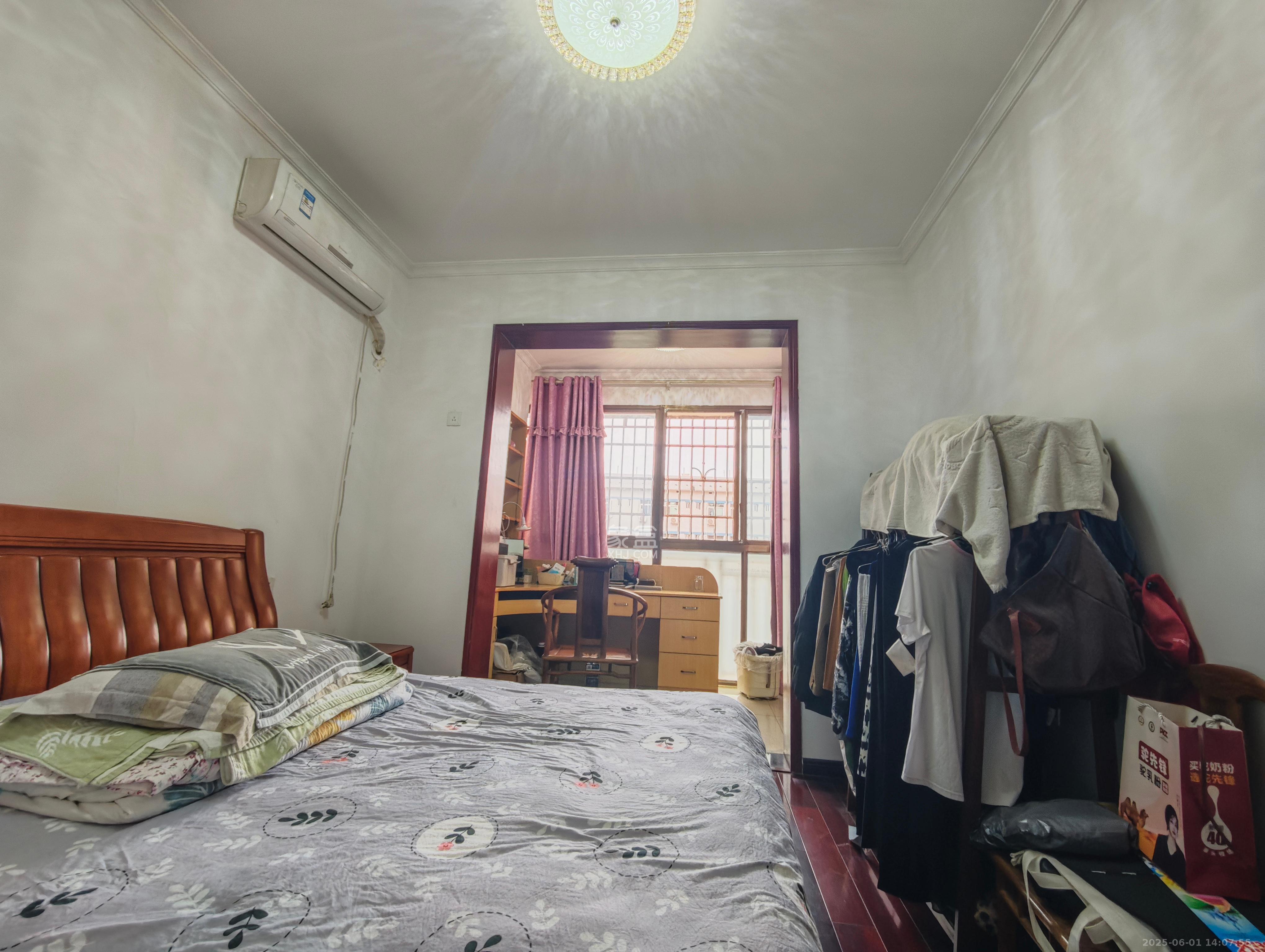 蟠龙欣苑 1室0厅0卫 2200.0元/月 蟠龙欣苑 1室0厅0卫 2200.0元/月室内图