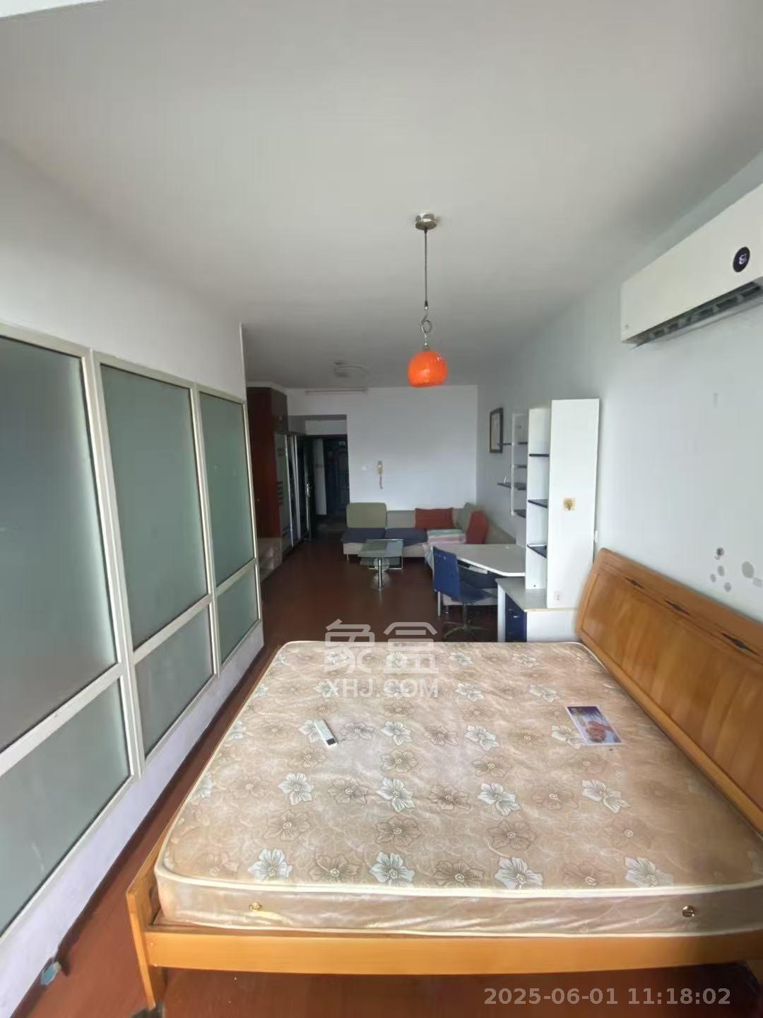 时代先锋 1室1厅1卫 1400.0元/月 时代先锋 1室1厅1卫 1400.0元/月室内图