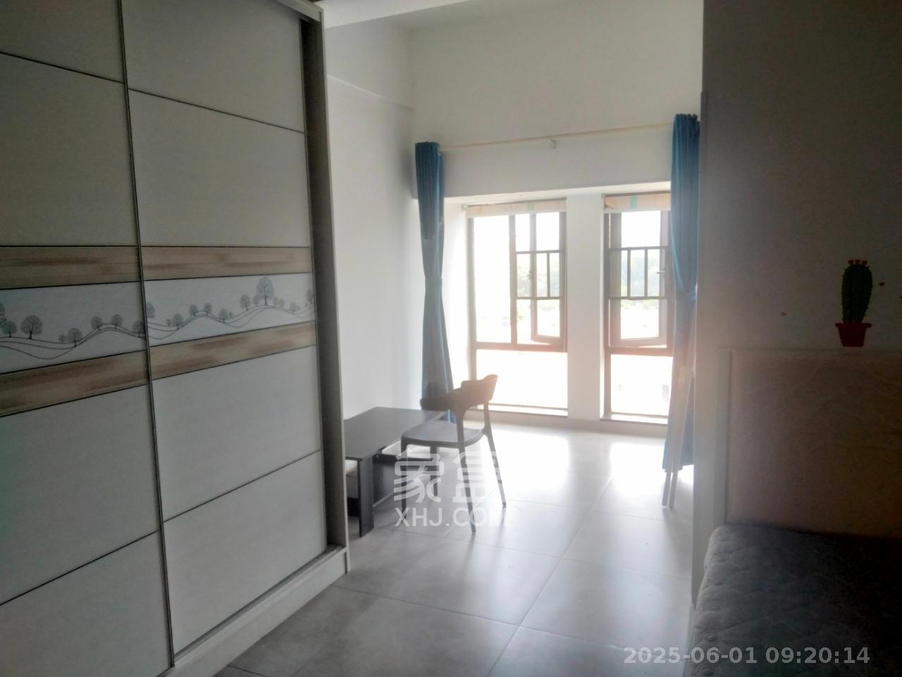 中建芙蓉嘉苑 1室1厅1卫 1200.0元/月 中建芙蓉嘉苑 1室1厅1卫 1200.0元/月室内图