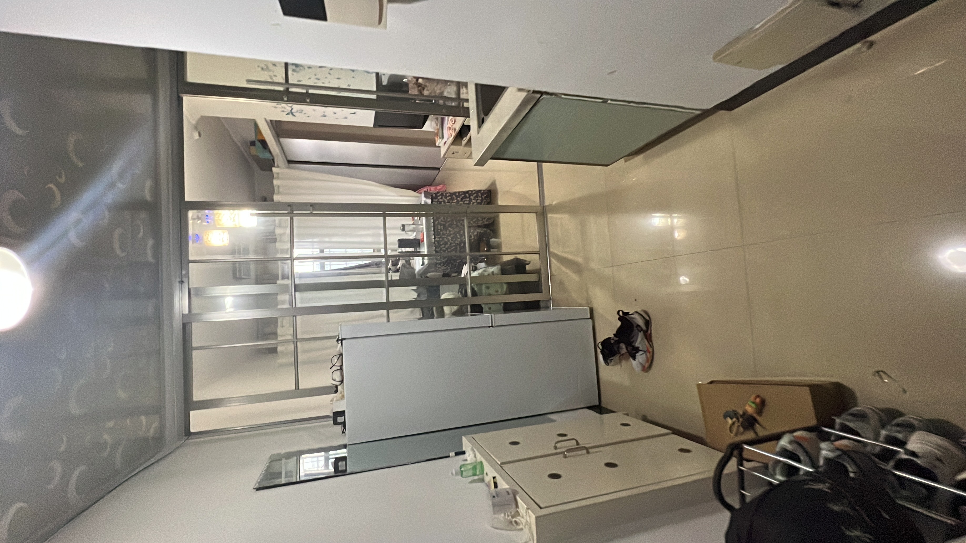 东方豪苑 1室1厅1卫 18.0万 东方豪苑 1室1厅1卫 18.0万客厅