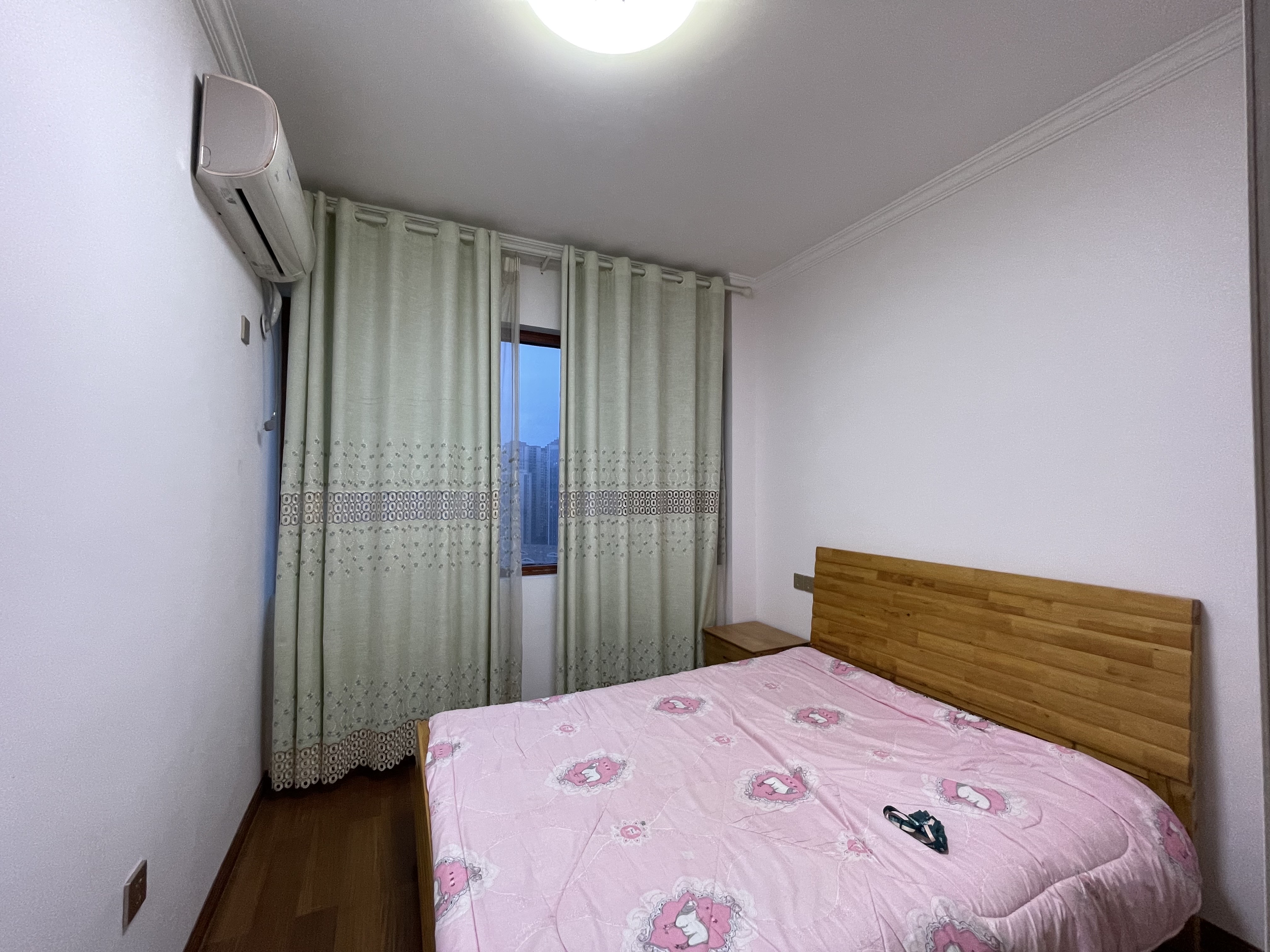 五江碧桂园城市广场 4室2厅2卫 2500.0元/月 五江碧桂园城市广场 4室2厅2卫 2500.0元/月室内图