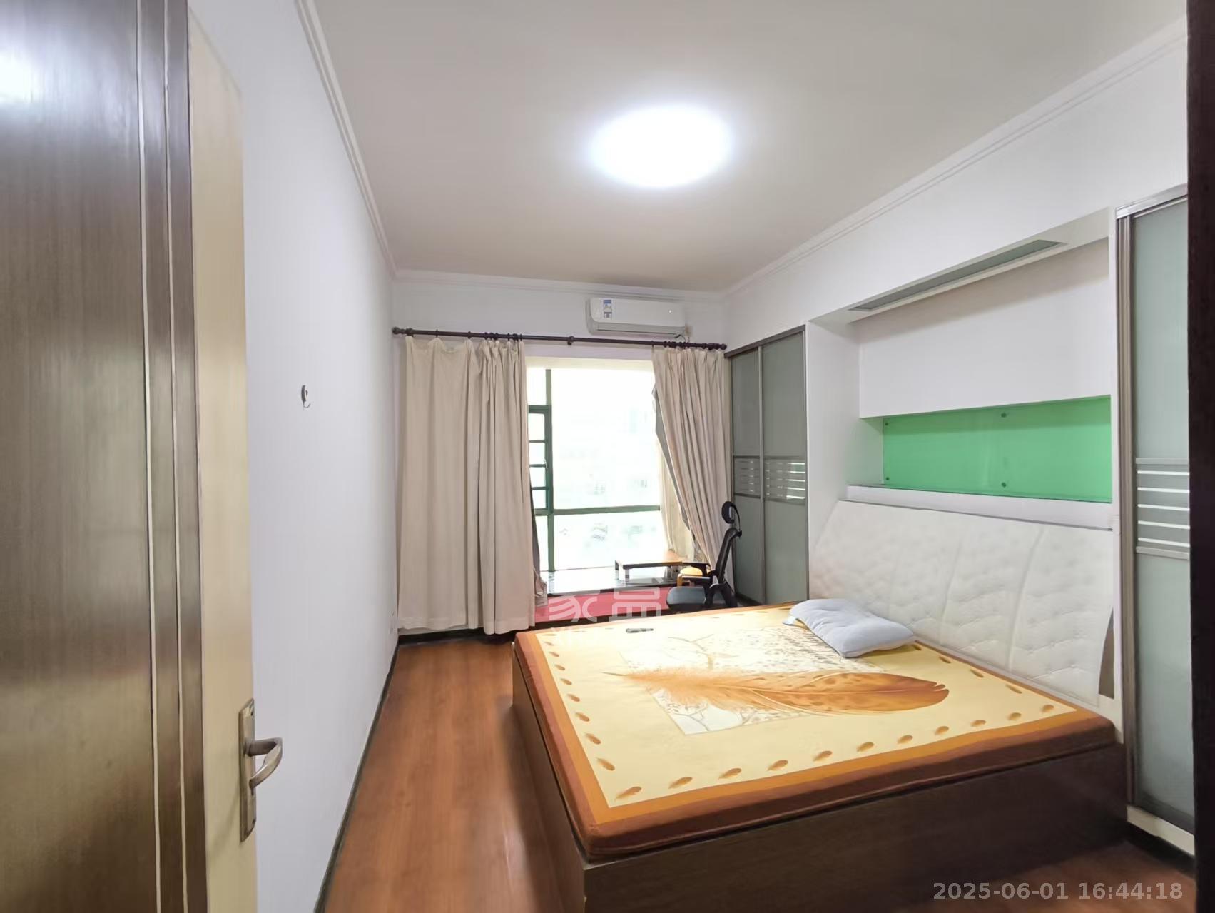 锦绣华天 3室2厅2卫 3300.0元/月 锦绣华天 3室2厅2卫 3300.0元/月室内图