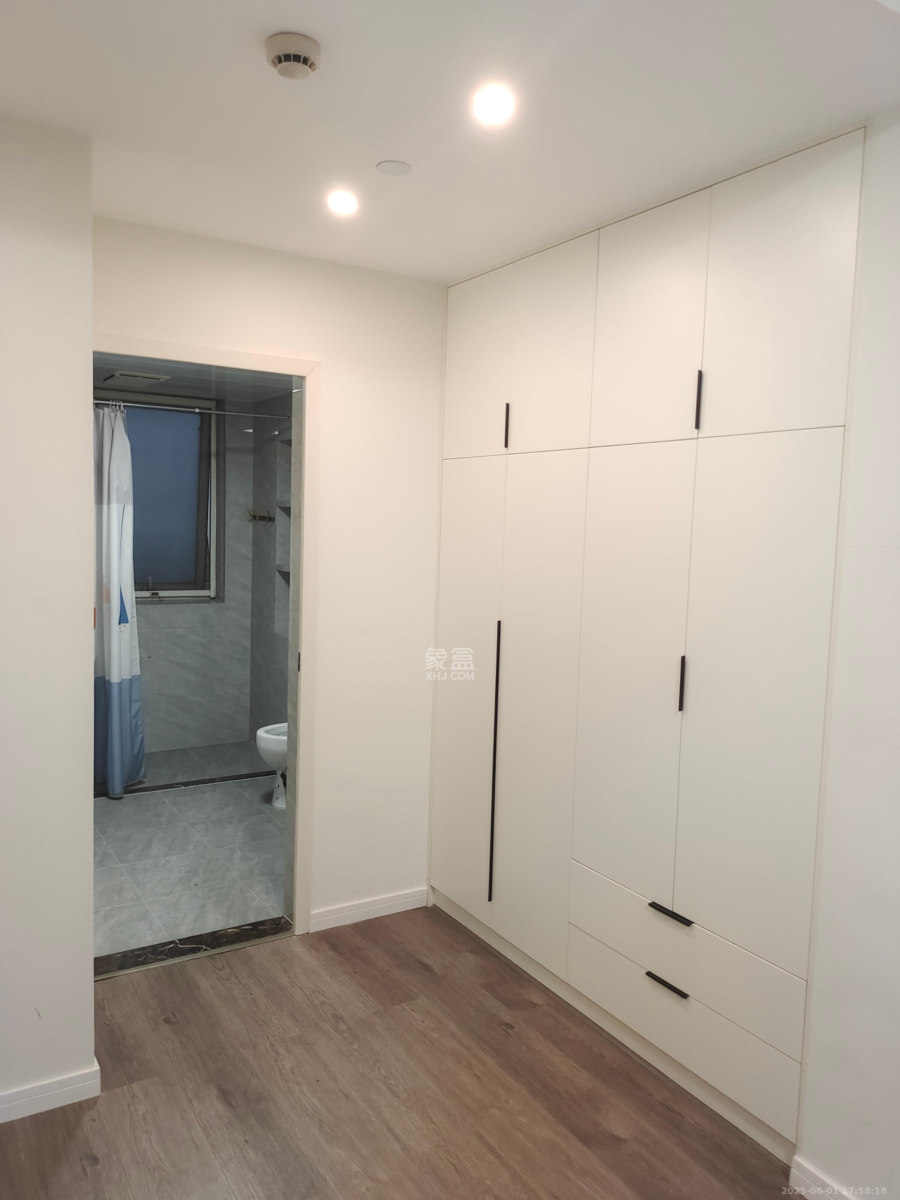 北辰三角洲E7区  4室2厅2卫   5800.00元/月室内图