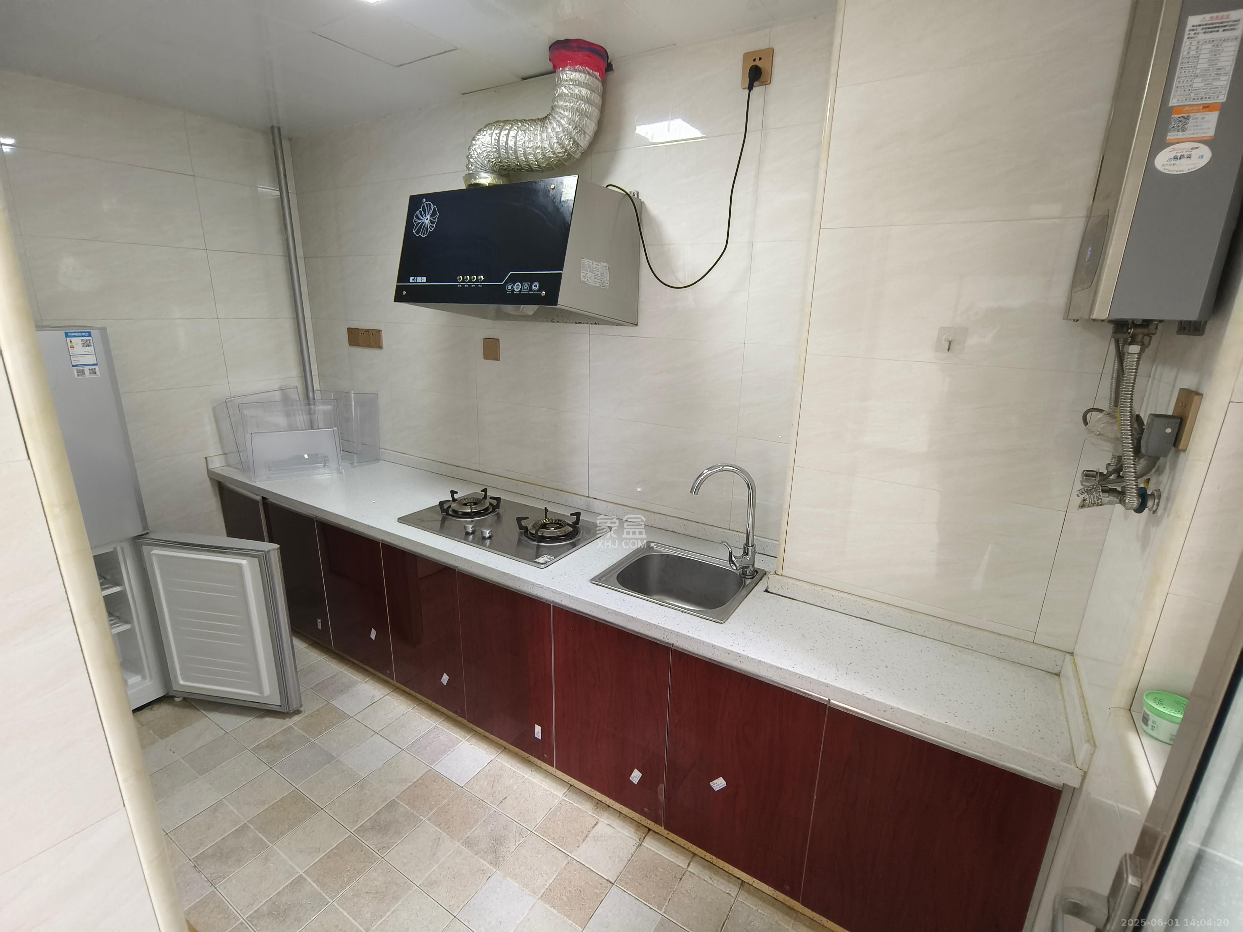 桥头家苑一期 2室1厅1卫 1100.0元/月 桥头家苑一期 2室1厅1卫 1100.0元/月室内图