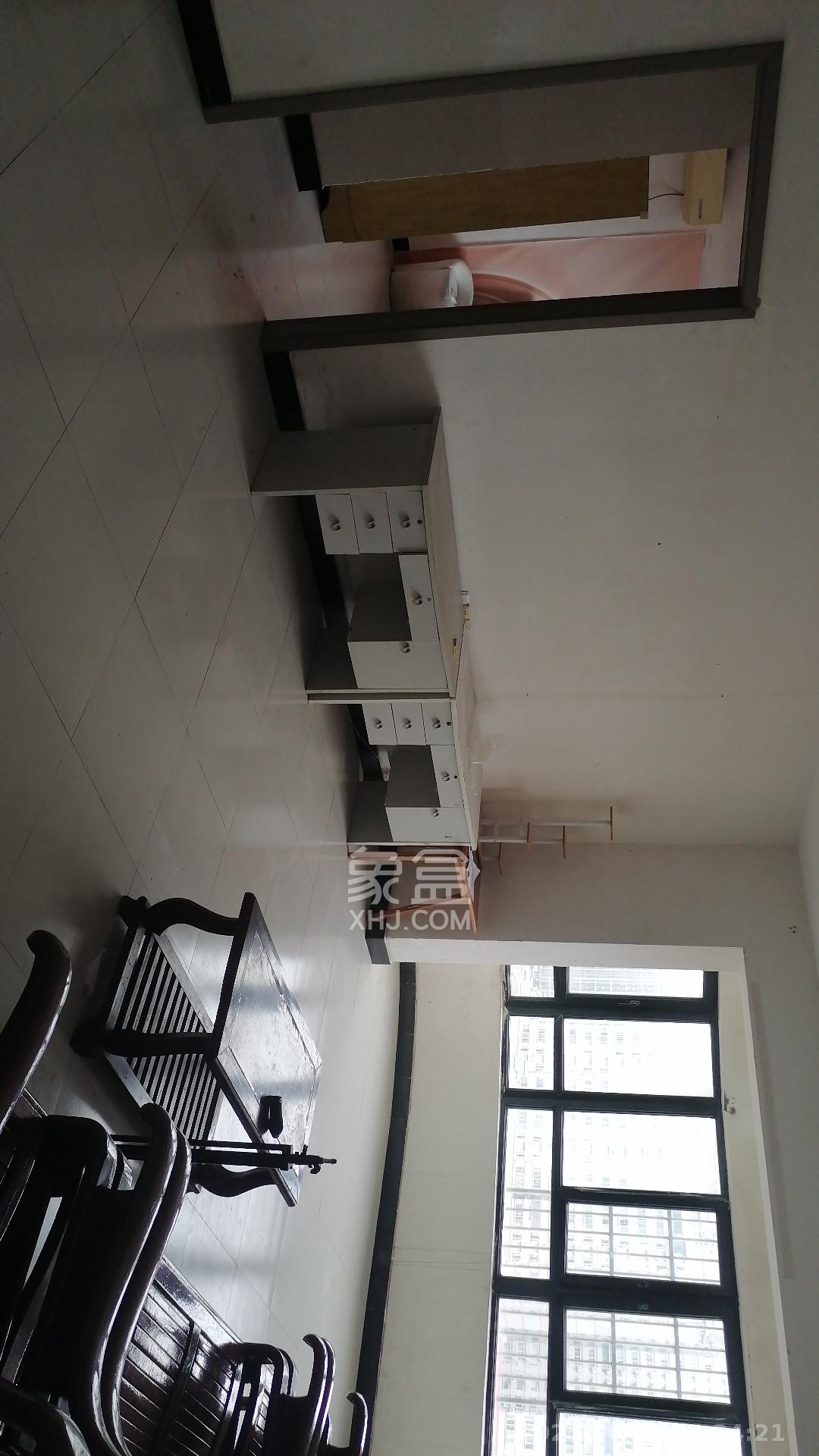 南国新城 3室2厅2卫 2100.0元/月 南国新城 3室2厅2卫 2100.0元/月室内图