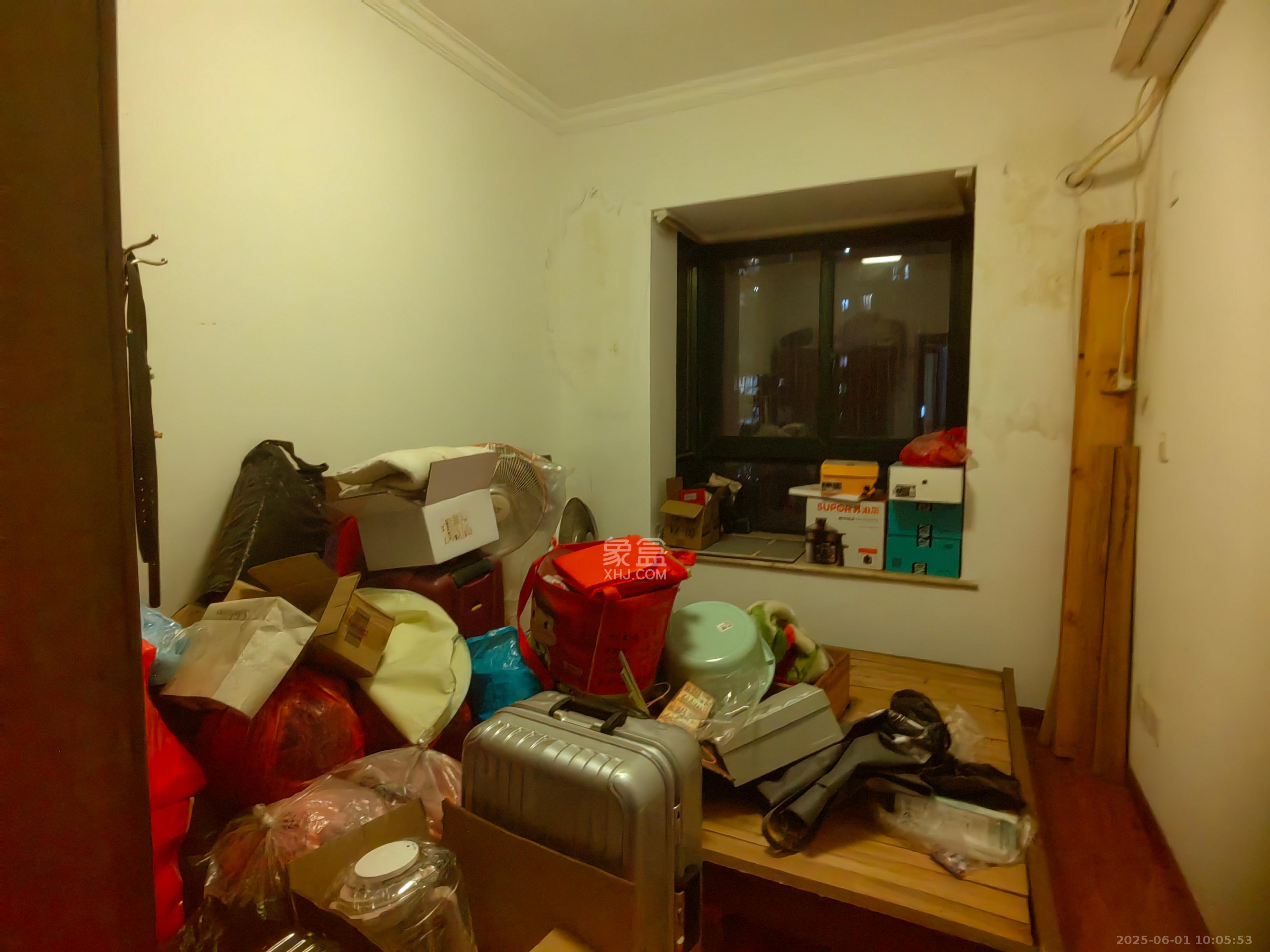 东玺门 4室2厅2卫 3800.0元/月 东玺门 4室2厅2卫 3800.0元/月室内图