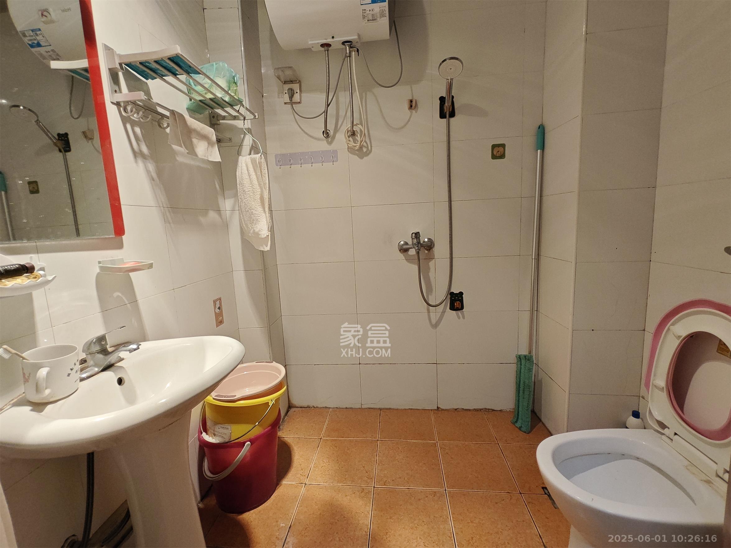 生活艺术城  1室1厅1卫   1100.00元/月室内图