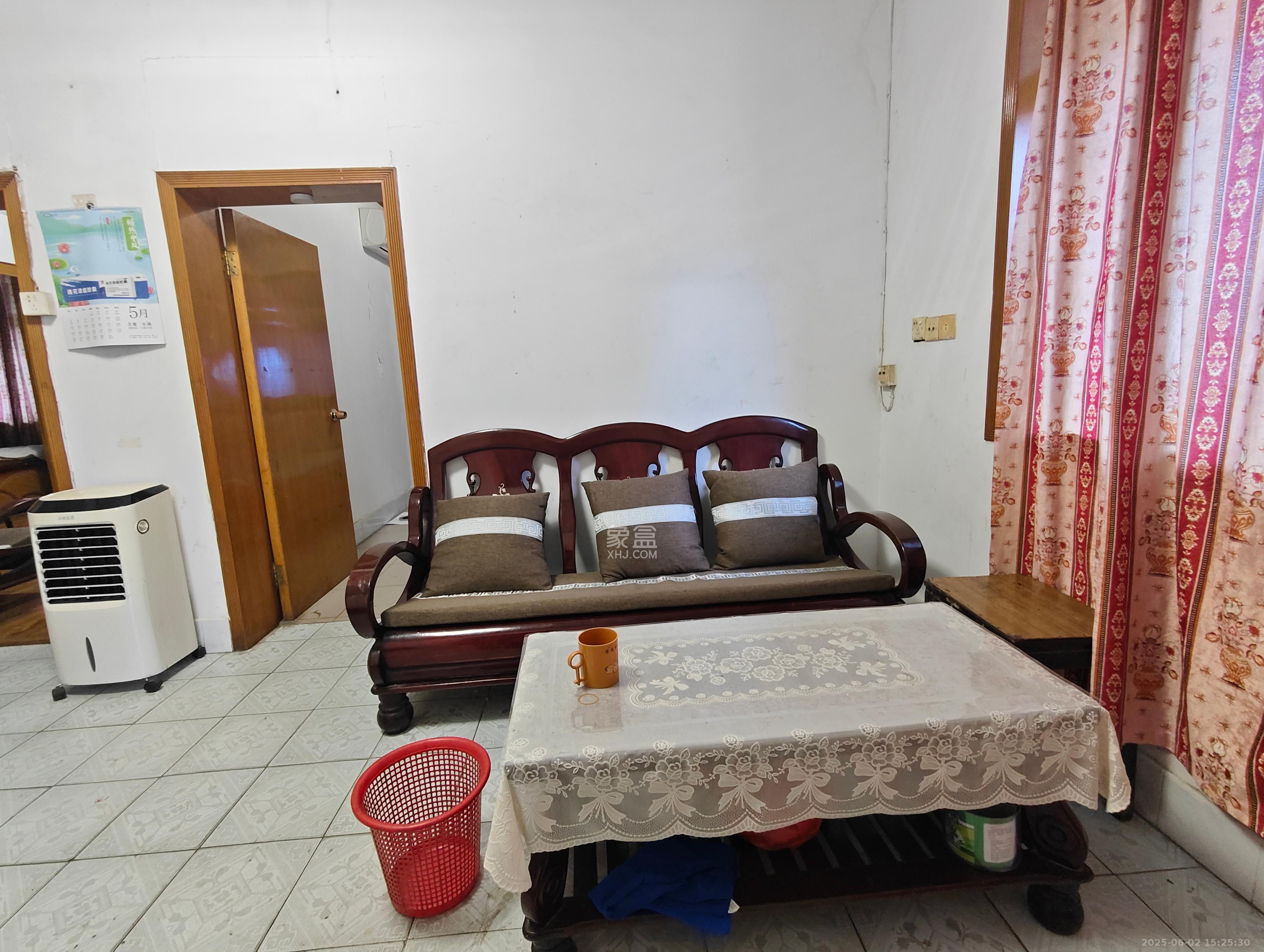 国庆新村 3室1厅1卫 1480.0元/月 国庆新村 3室1厅1卫 1480.0元/月室内图