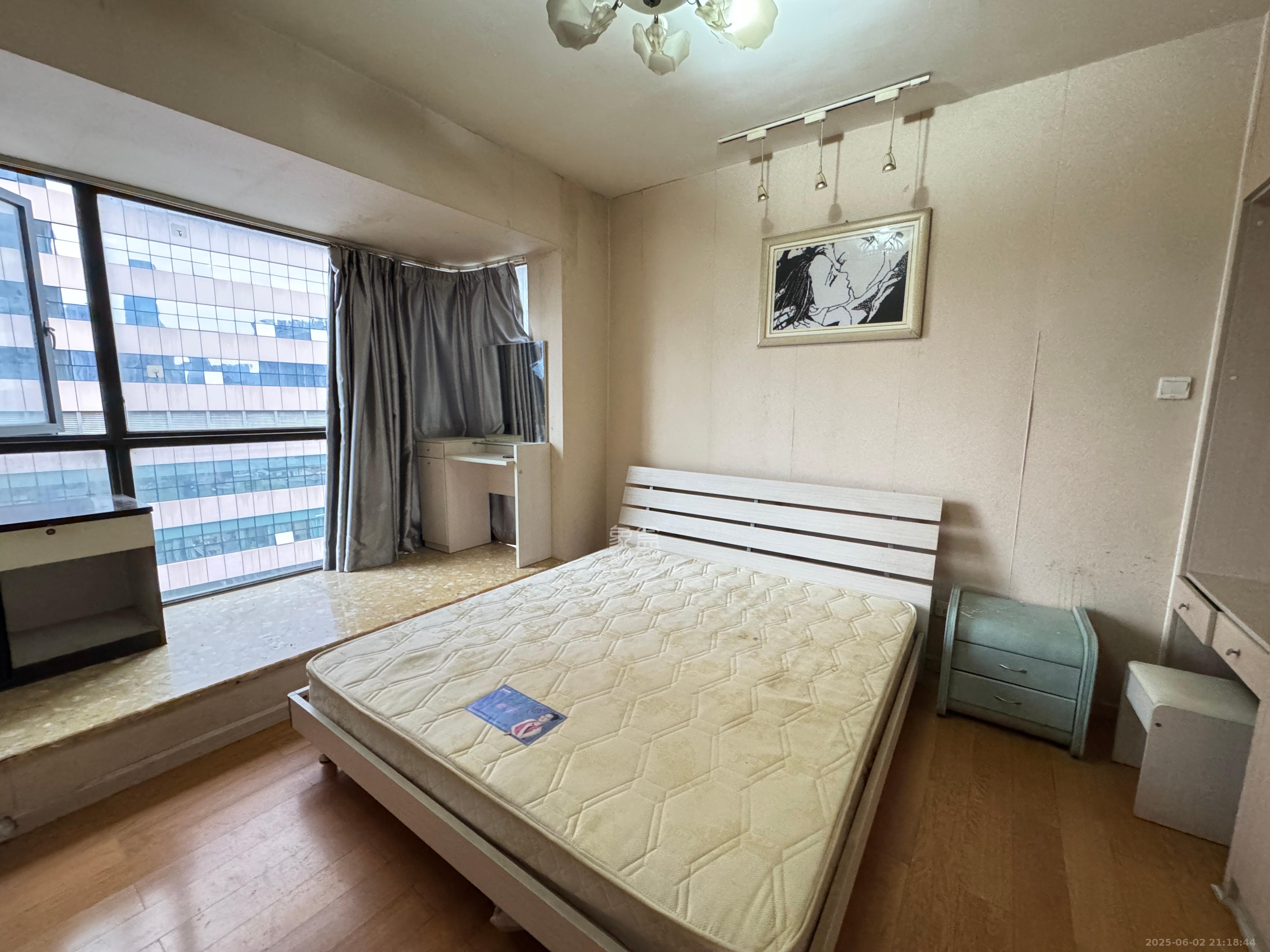 盛世美居荷园  3室1厅2卫    3000.0元/月室内图