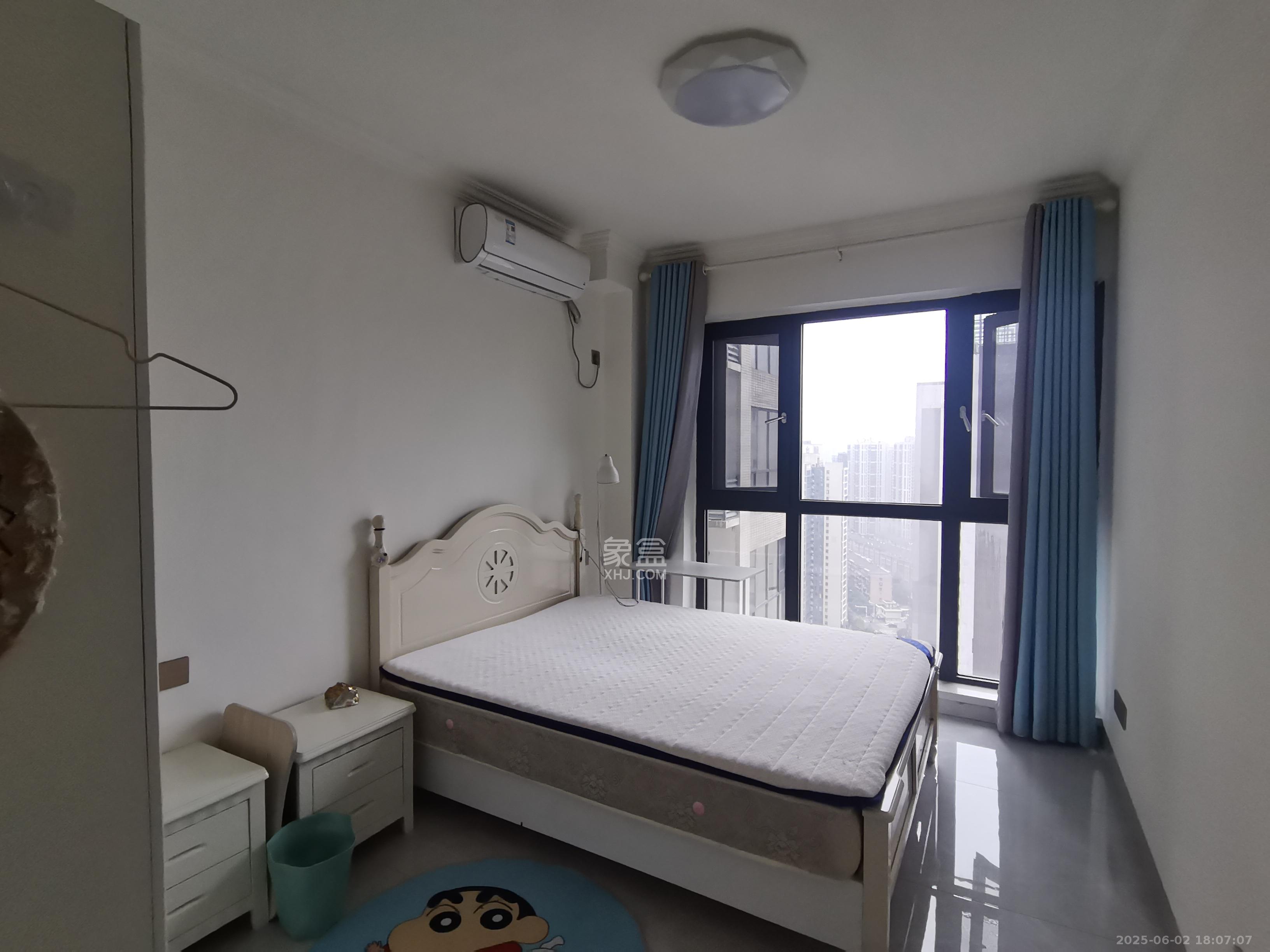 融科东南海  3室2厅1卫   2900.00元/月室内图