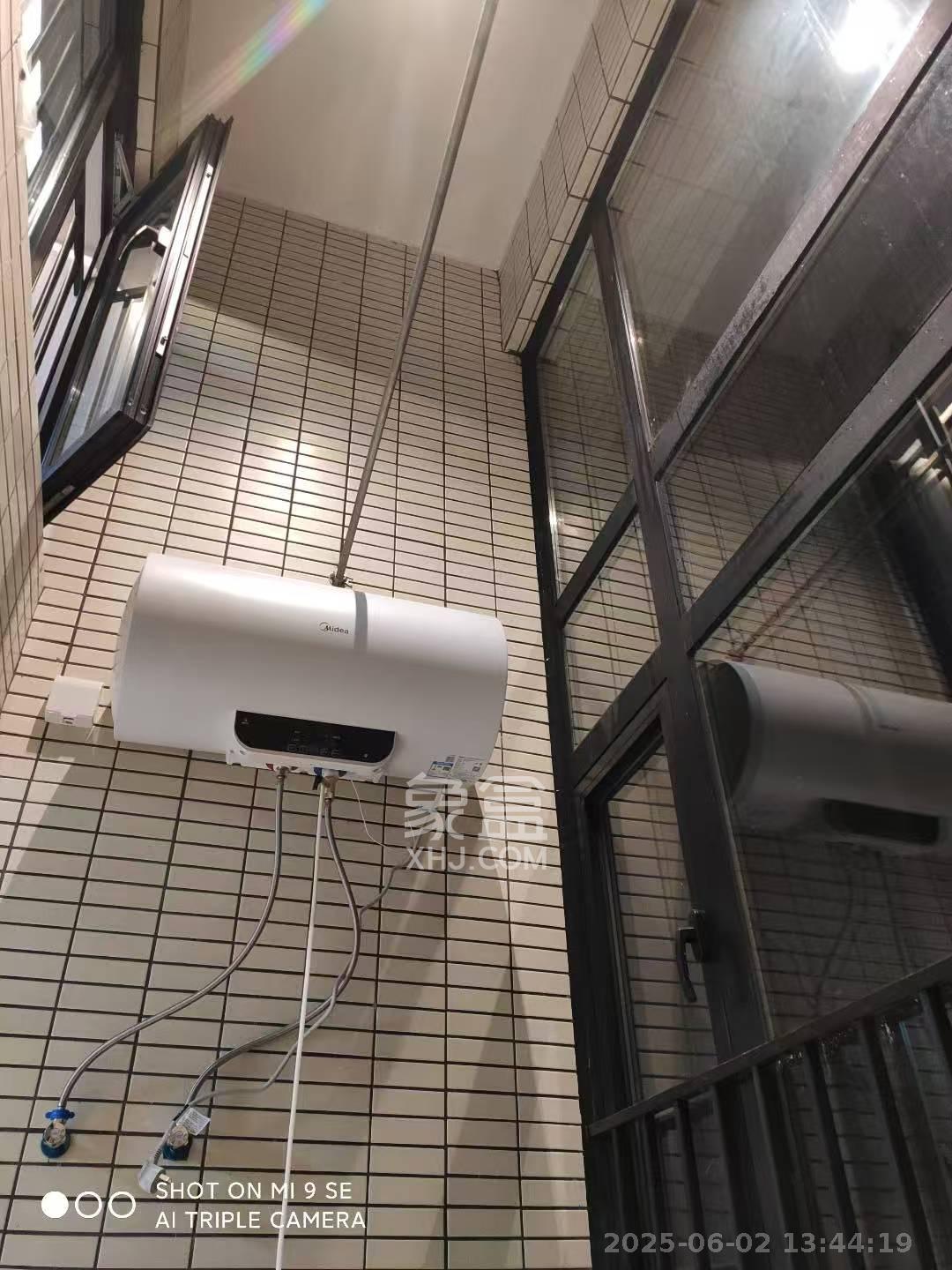 时代年华  2室1厅1卫   1400.00元/月室内图