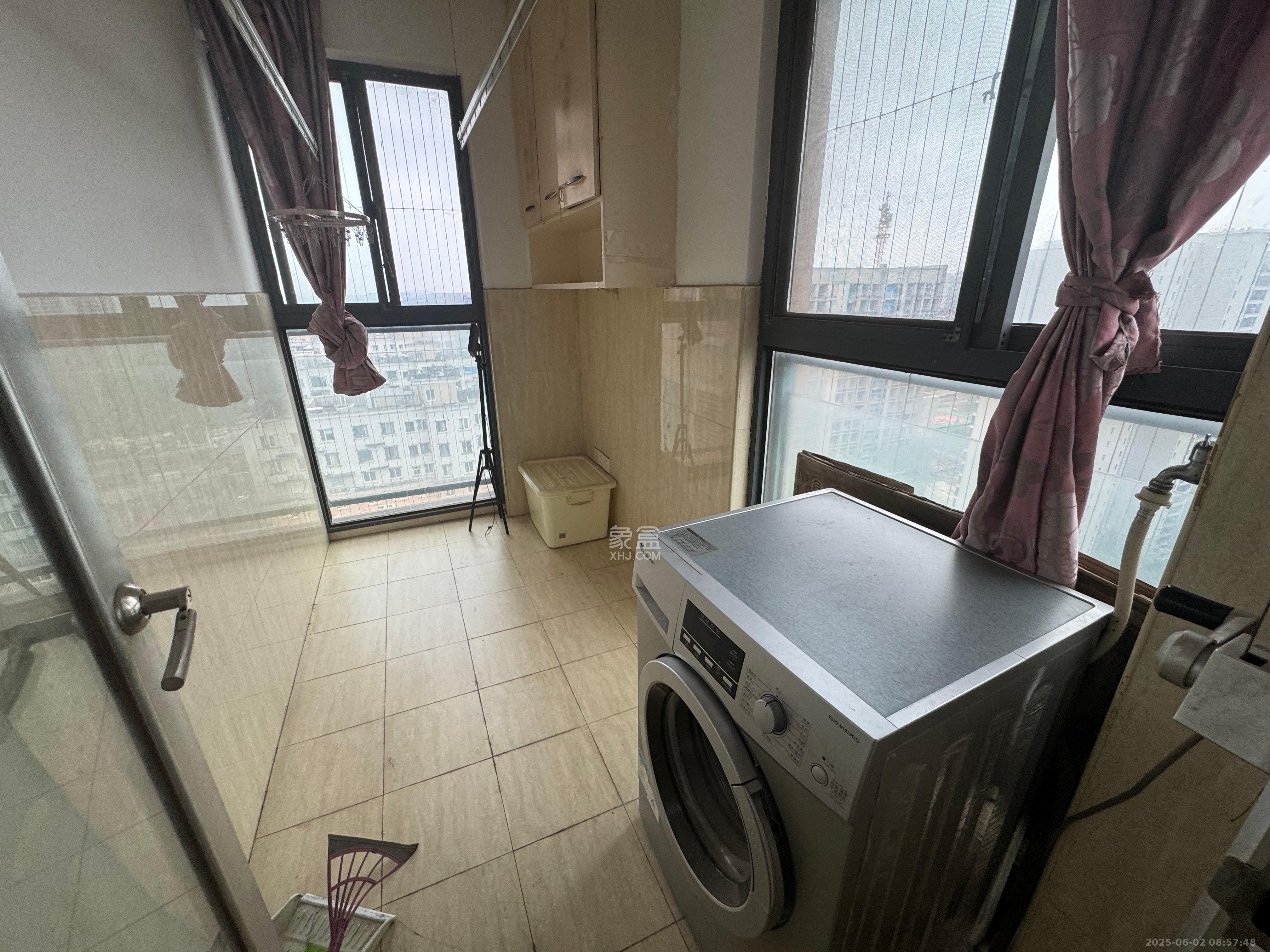 标志浪漫满屋（枫景公寓）  2室2厅1卫    1800.0元/月室内图