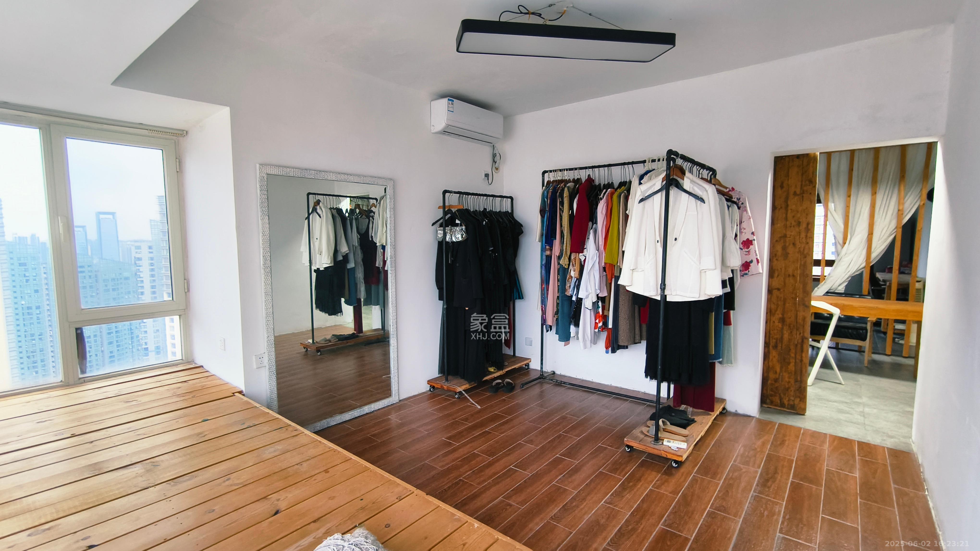 北辰三角洲E3区 4室2厅2卫 5000.0元/月 北辰三角洲E3区 4室2厅2卫 5000.0元/月室内图