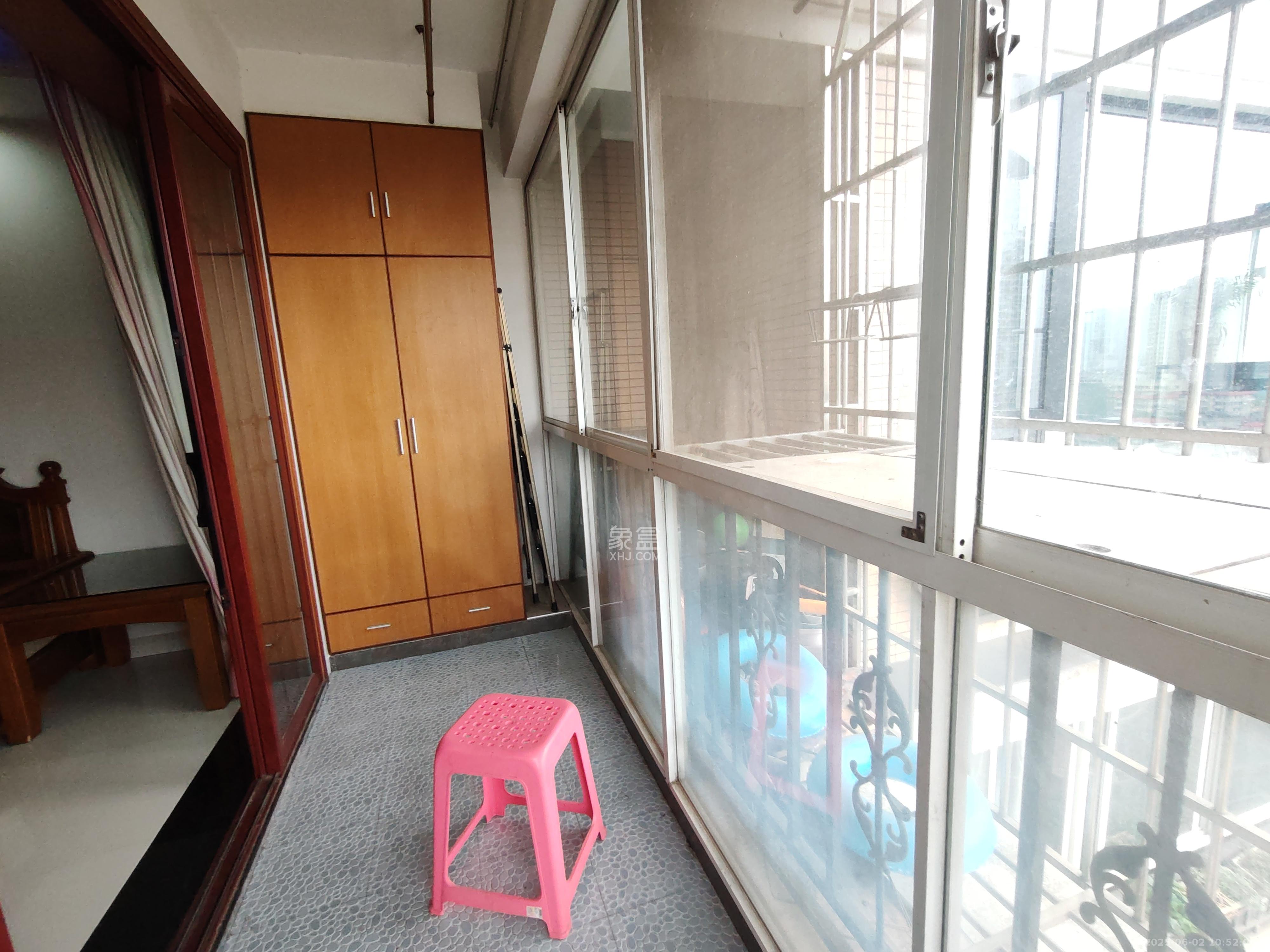 城市山水豪园(山水城市风景) 3室2厅2卫 2600.0元/月 城市山水豪园(山水城市风景) 3室2厅2卫 2600.0元/月室内图