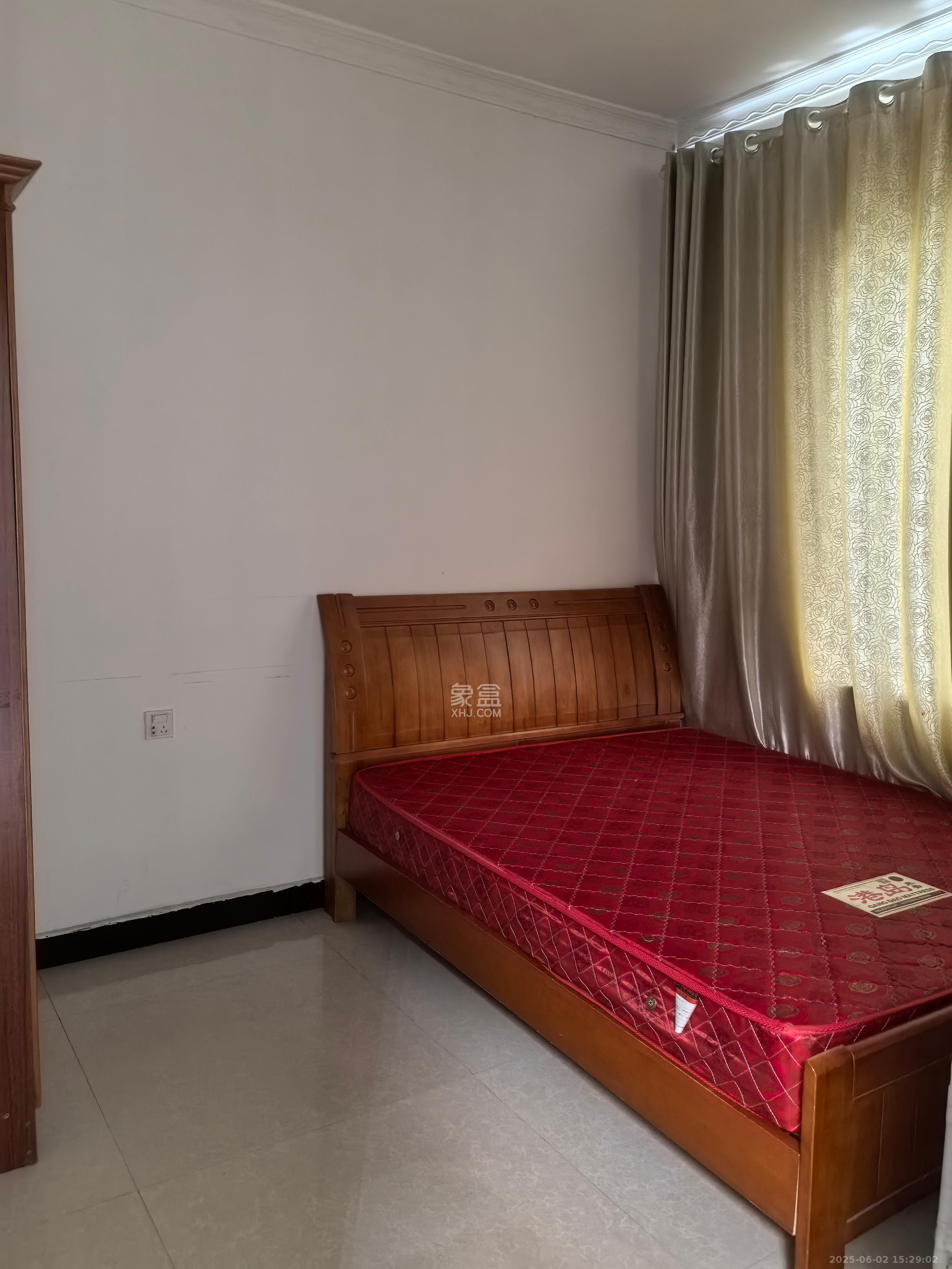 中欣楚天雅郡  2室1厅1卫    1500.0元/月 中欣楚天雅郡  2室1厅1卫    1500.0元/月室内图