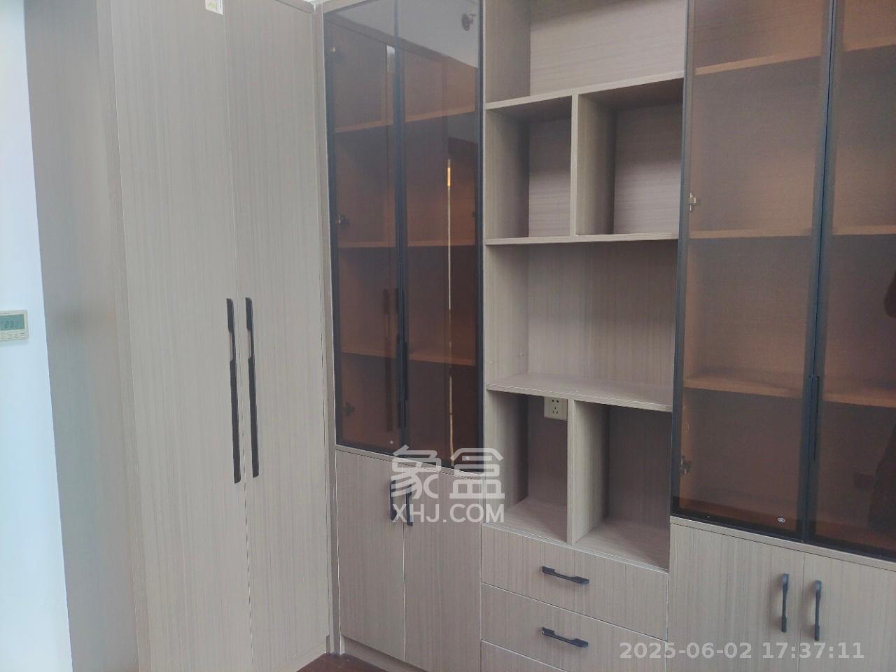 绿地长沙城际空间站（绿地新里佳苑）  4室2厅2卫    3800.0元/月室内图