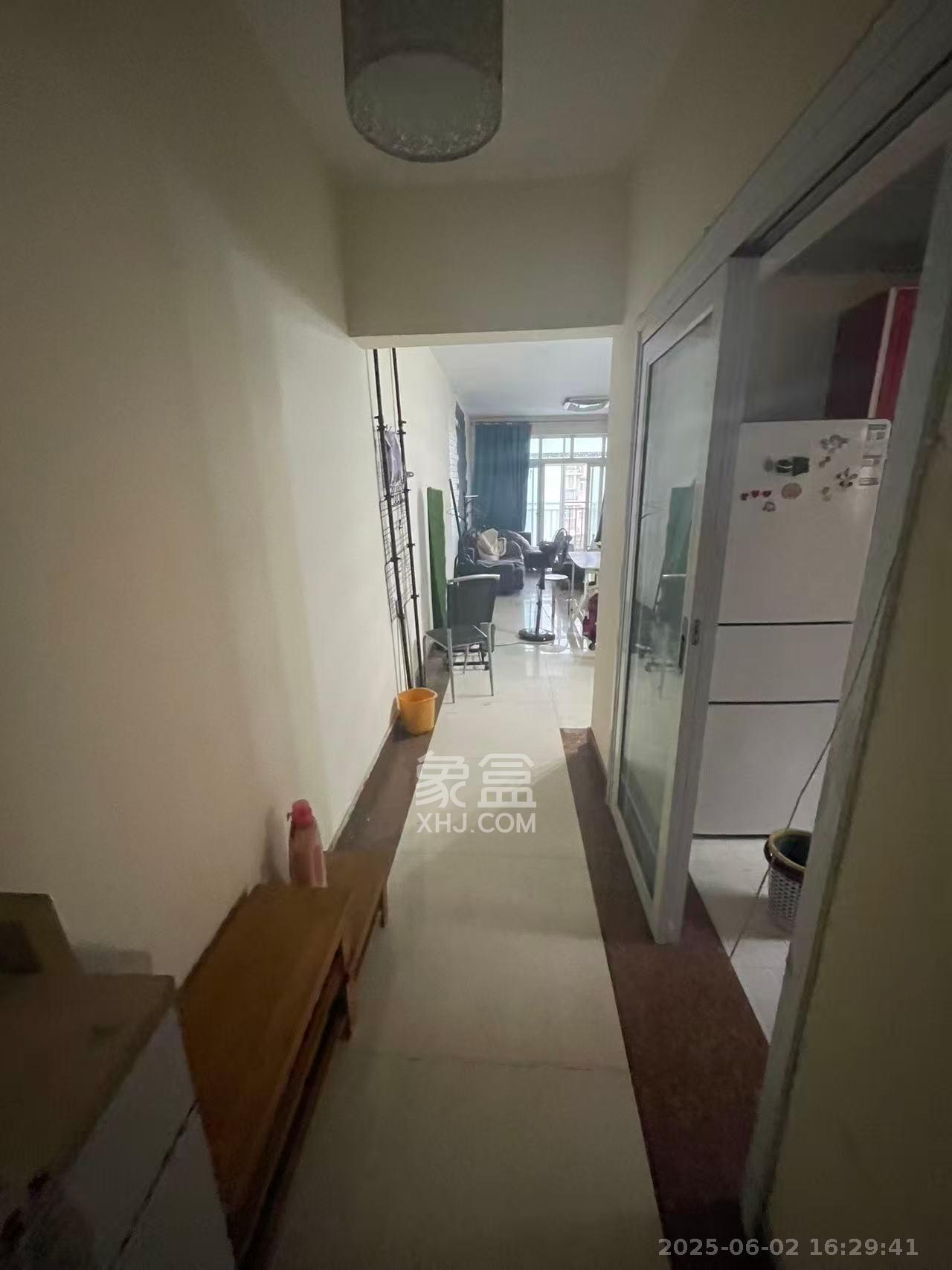 金碧文华  2室2厅1卫   1800.00元/月室内图