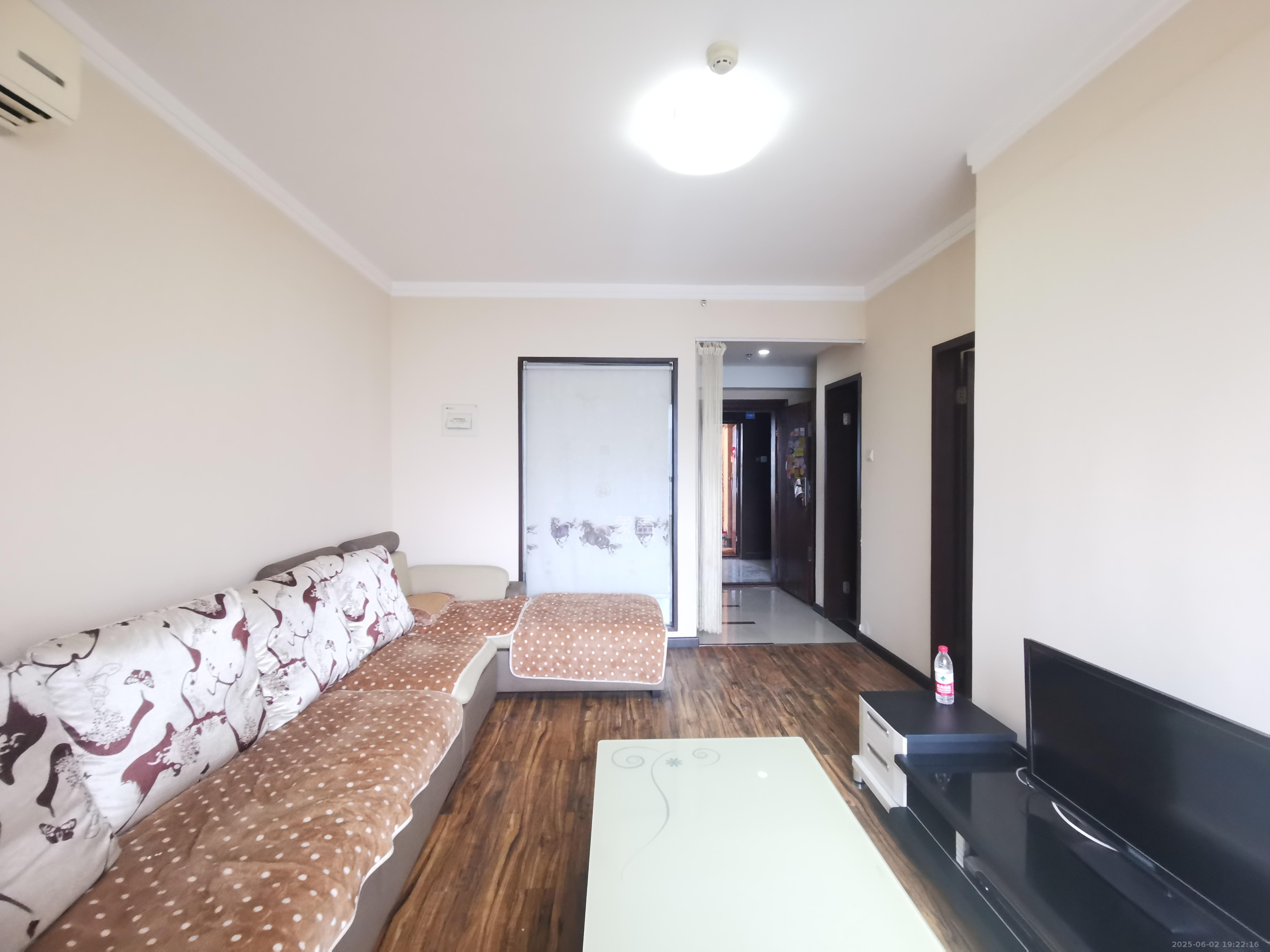 标志商务中心  1室1厅0卫    1800.0元/月 标志商务中心  1室1厅0卫    1800.0元/月室内图