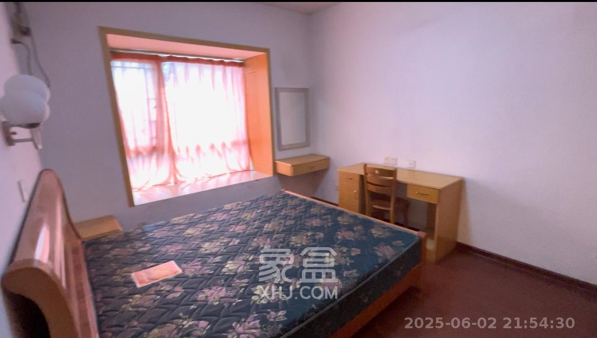 上海城小区  2室2厅1卫   2200.00元/月室内图
