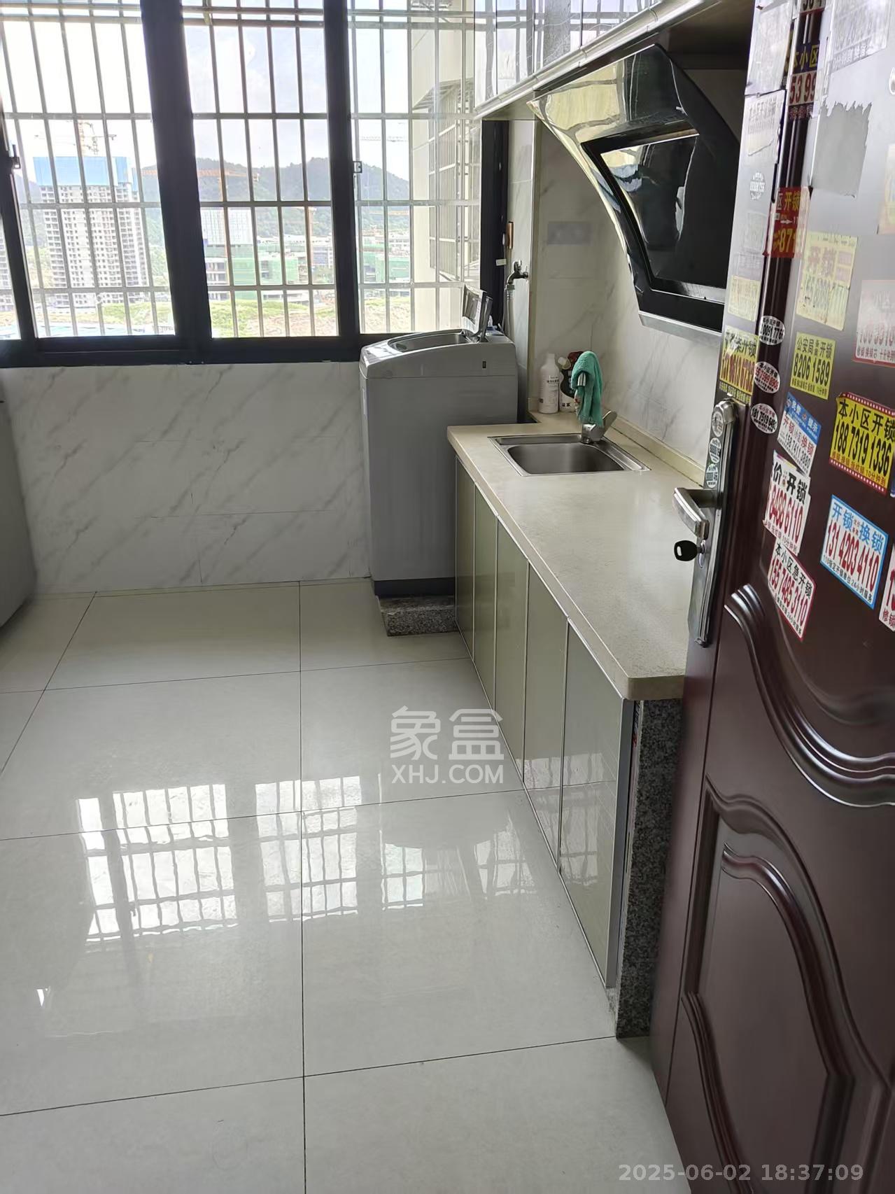 嘉顺苑 1室1厅1卫 1200.0元/月 嘉顺苑 1室1厅1卫 1200.0元/月室内图