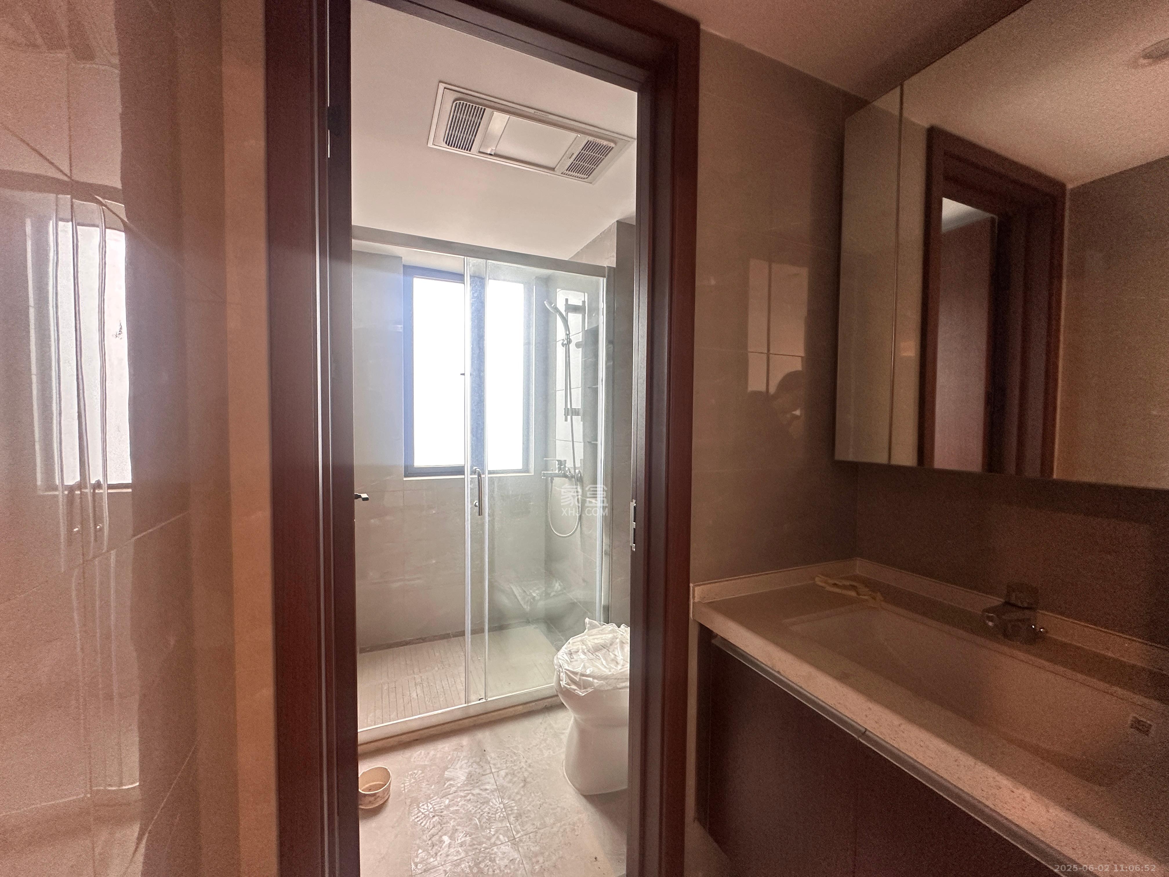 绿地长沙城际空间站(绿地新里佳苑) 4室2厅2卫 3400.0元/月 绿地长沙城际空间站(绿地新里佳苑) 4室2厅2卫 3400.0元/月室内图