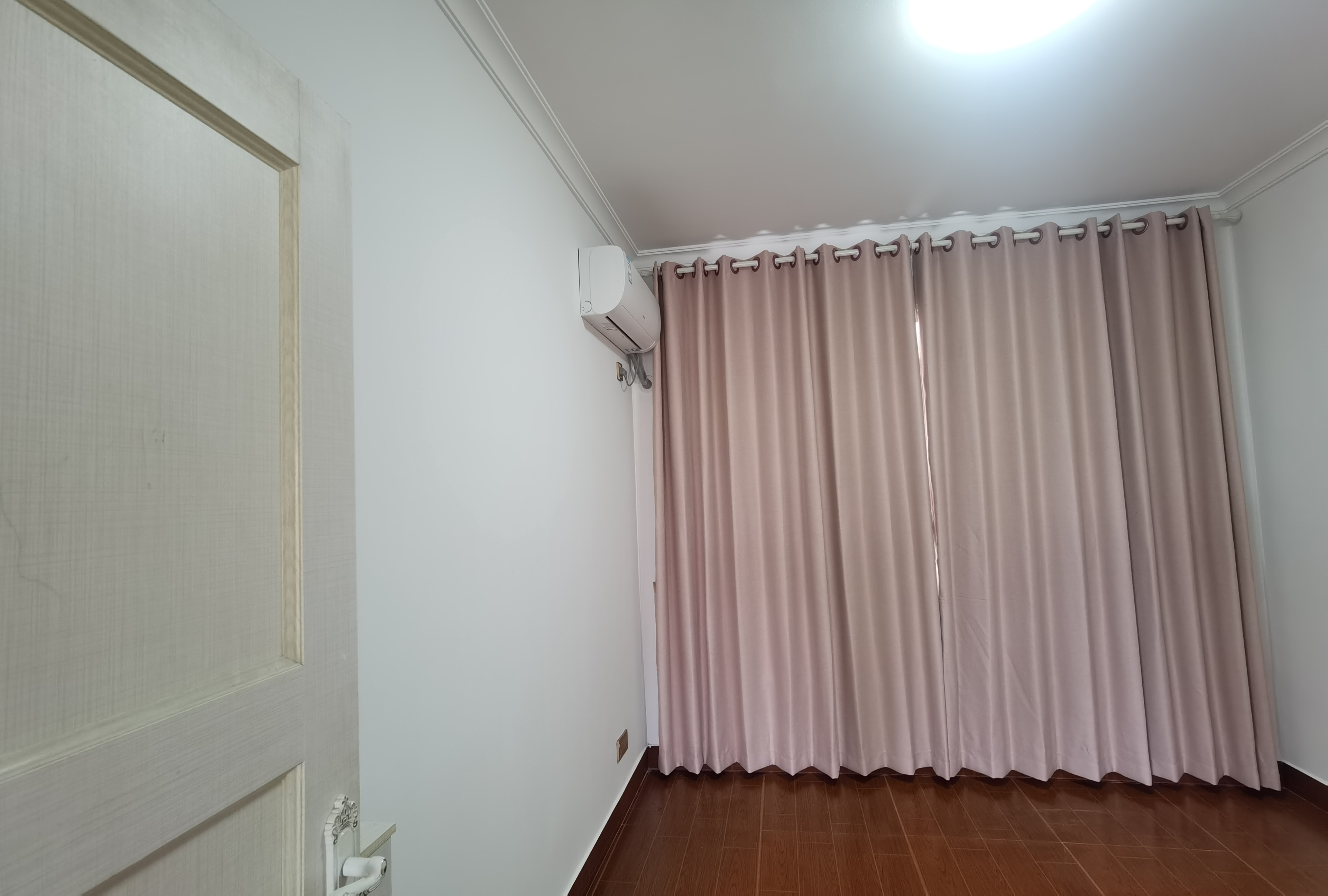 千里红小区(京明时代广场)  3室2厅2卫   2000.00元/月 千里红小区(京明时代广场)  3室2厅2卫   2000.00元/月室内图